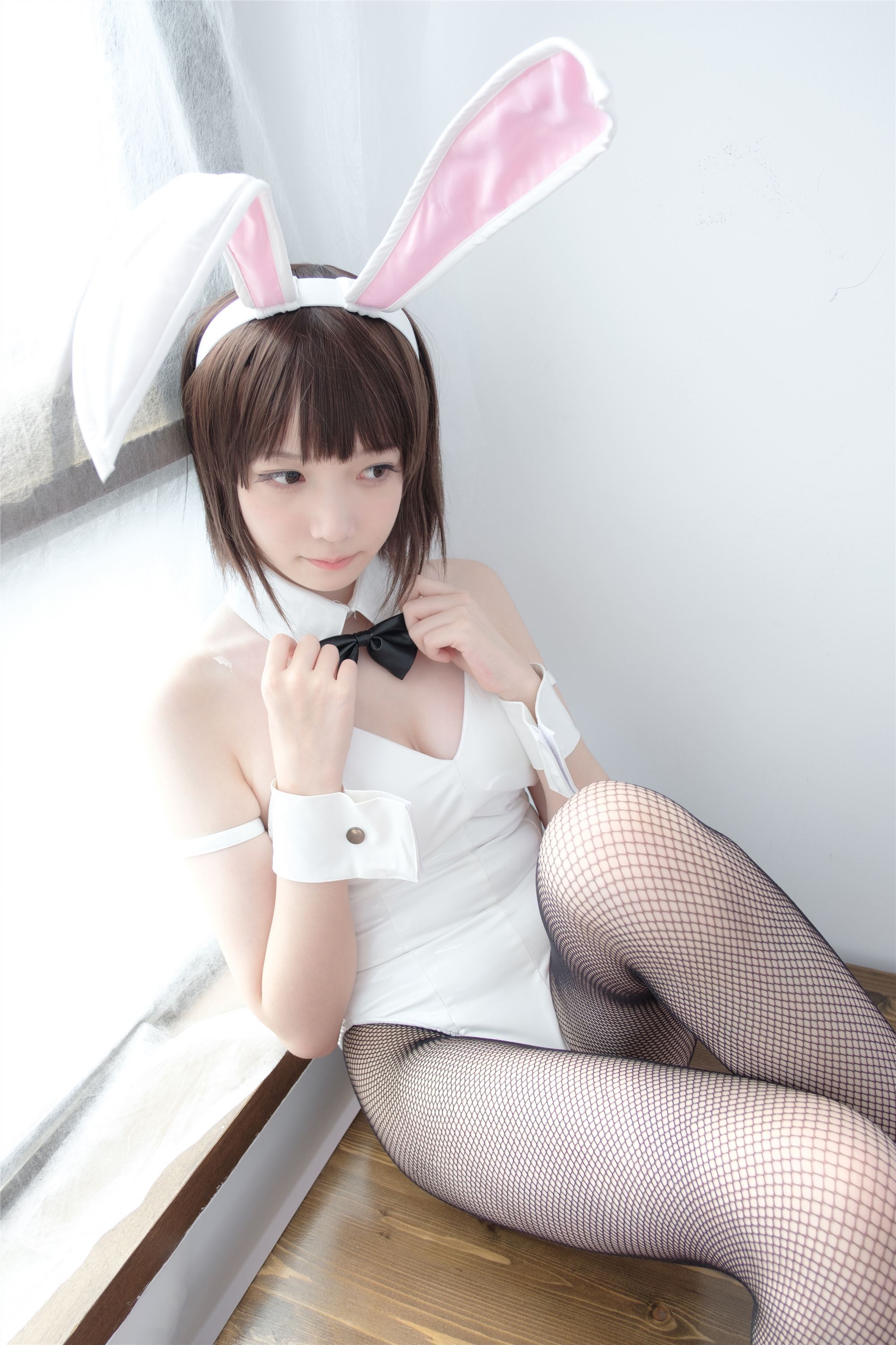 [森萝财团]萝莉丝足写真 LOVEPLUS-001