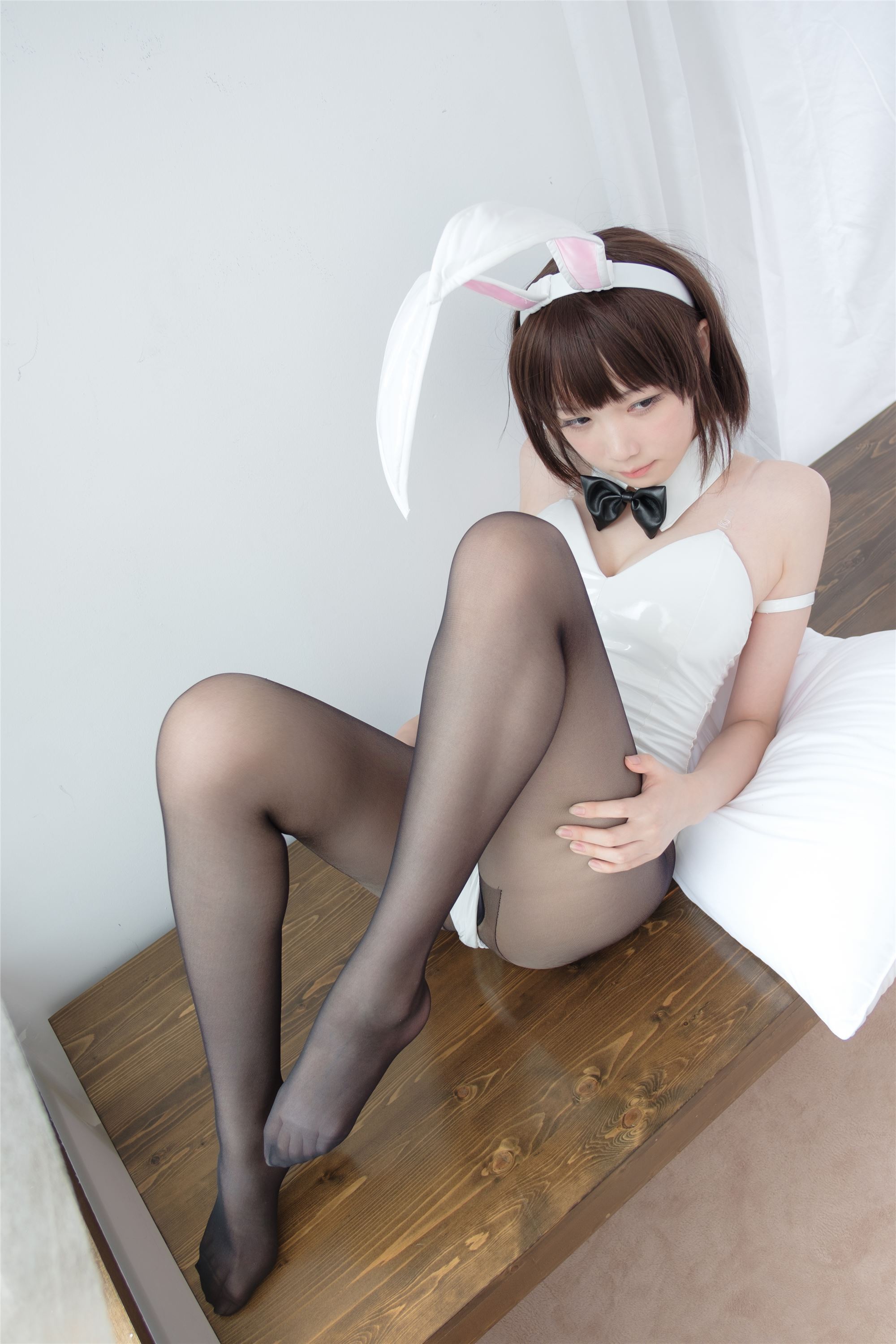 [森萝财团]萝莉丝足写真 LOVEPLUS-001