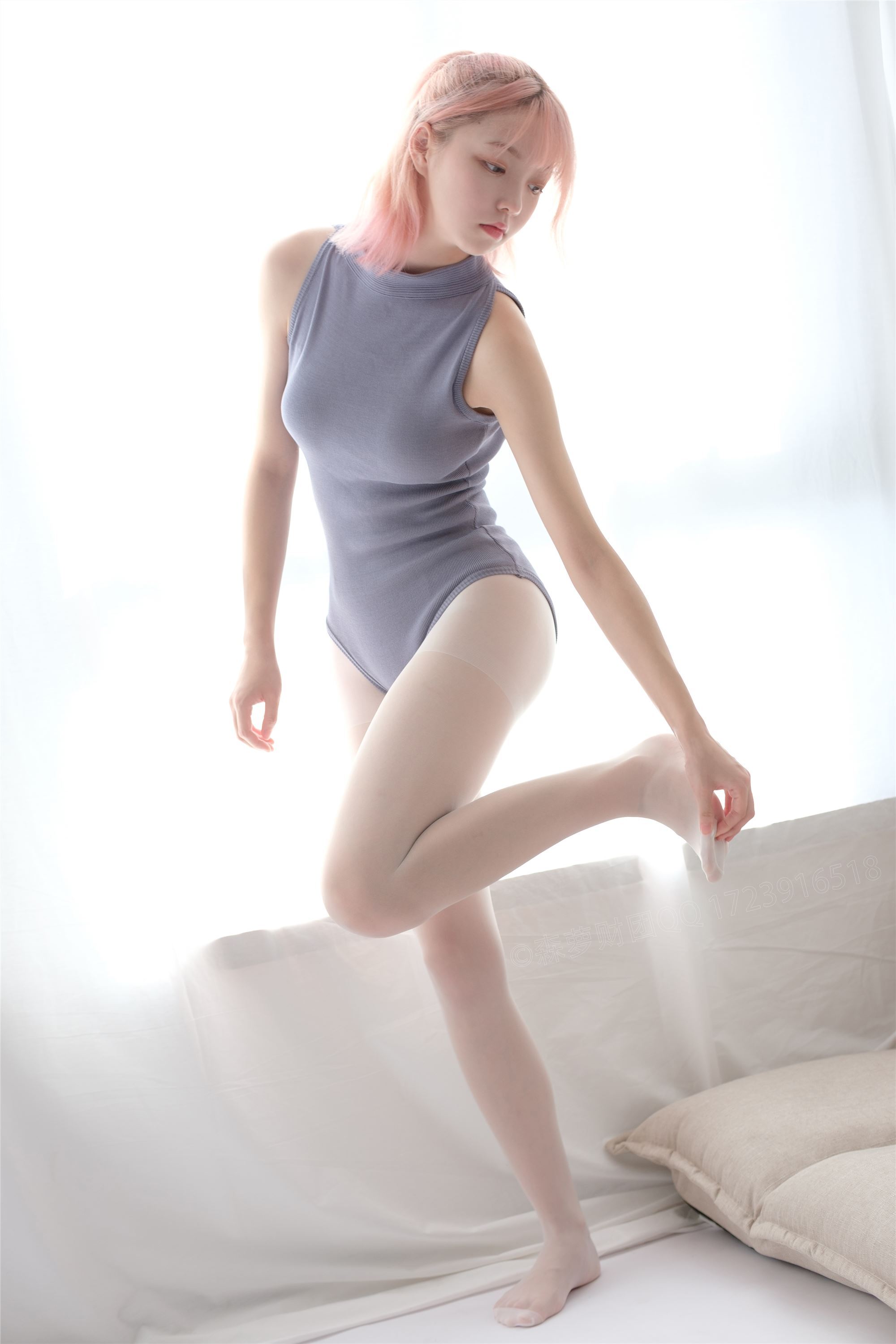 [森萝财团]萝莉丝足写真 LOVEPLUS-003