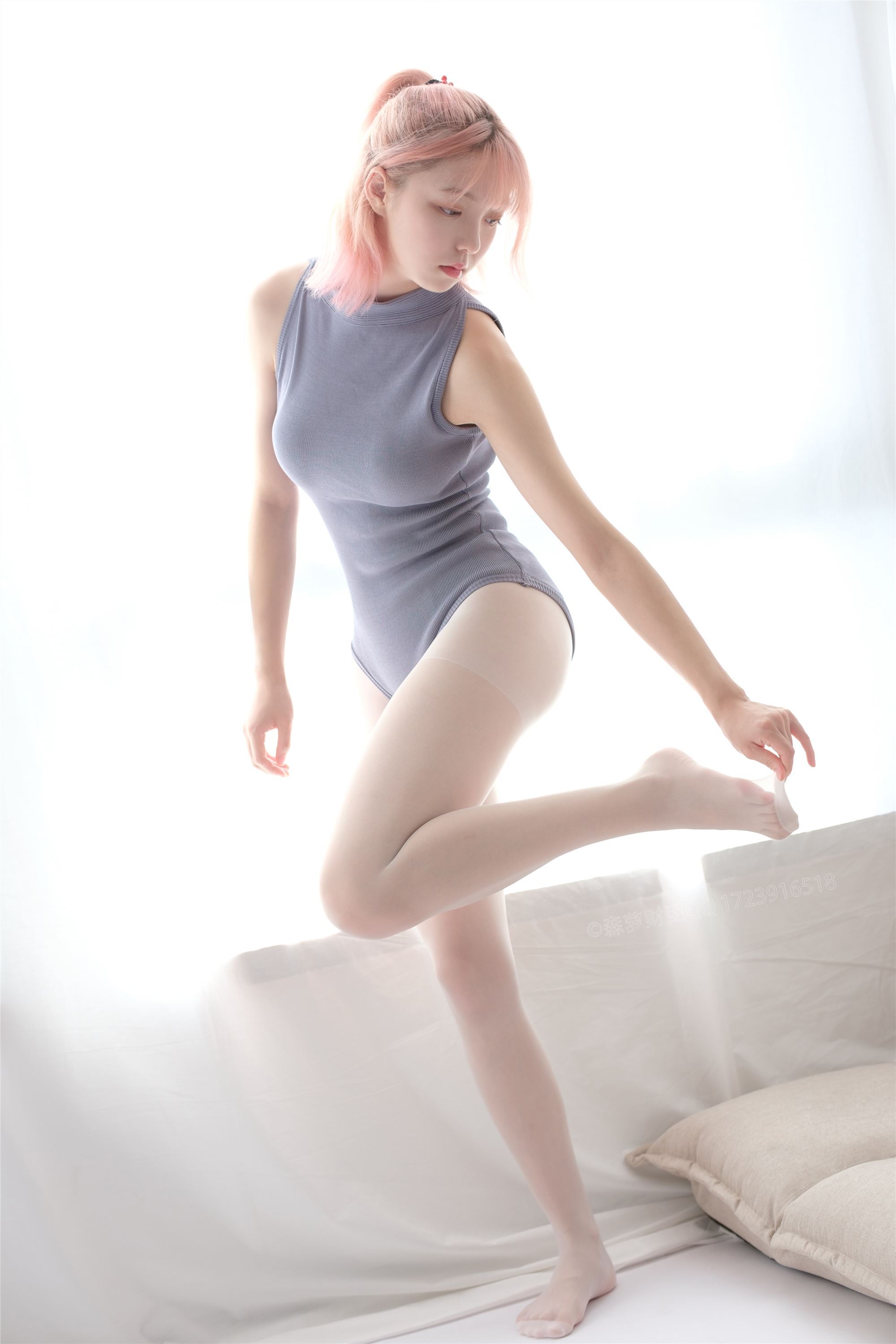 [森萝财团]萝莉丝足写真 LOVEPLUS-003