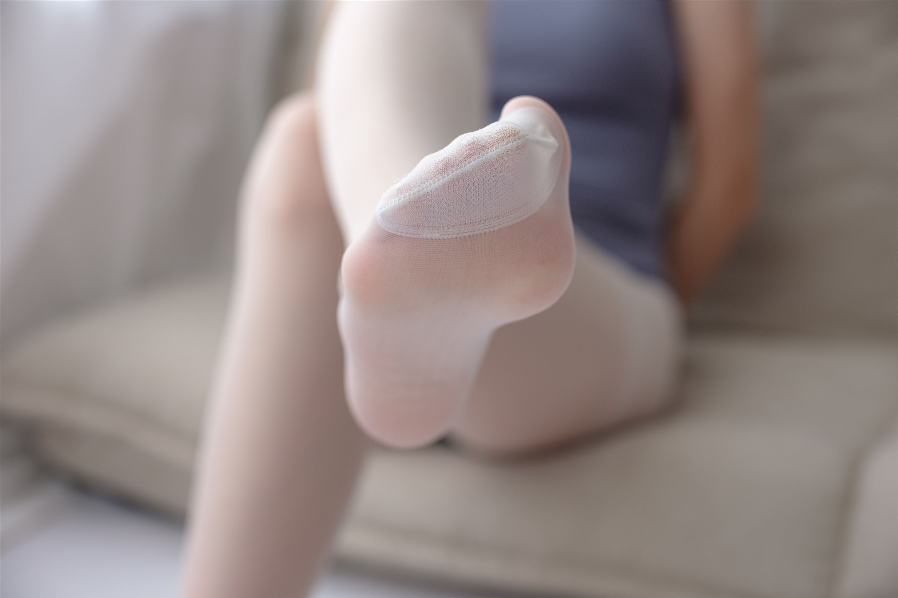 [森萝财团]萝莉丝足写真 LOVEPLUS-003