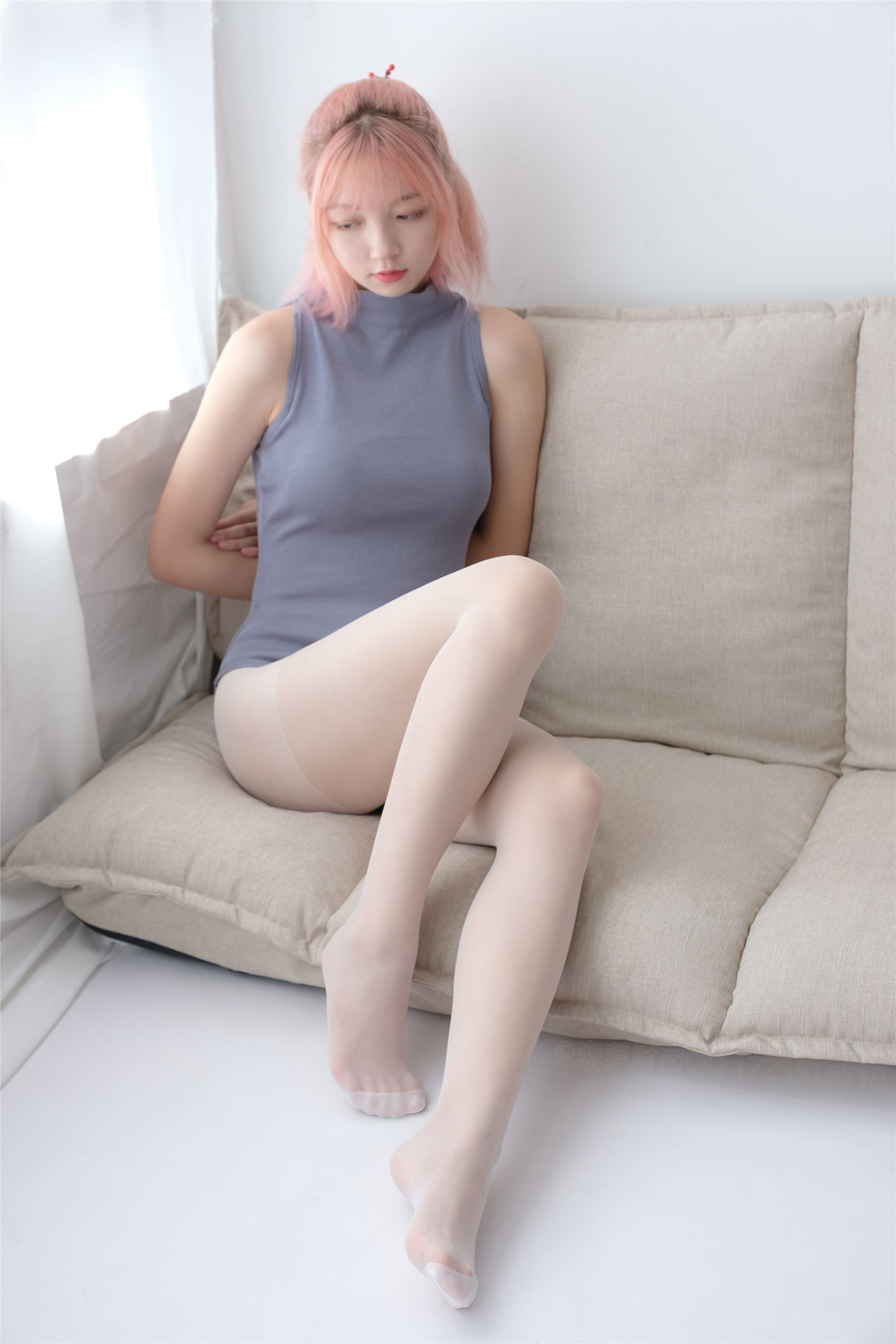 [森萝财团]萝莉丝足写真 LOVEPLUS-003