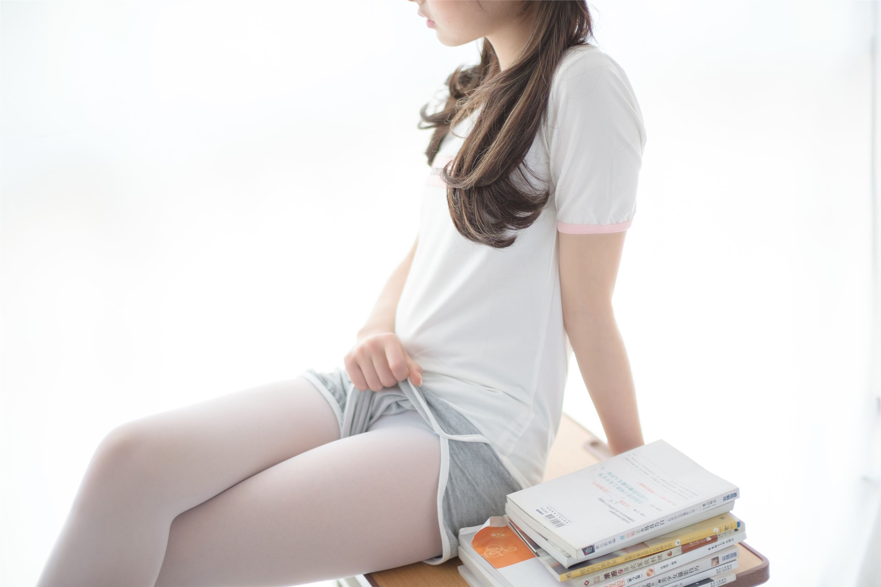 [森萝财团]萝莉丝足写真 R15-005