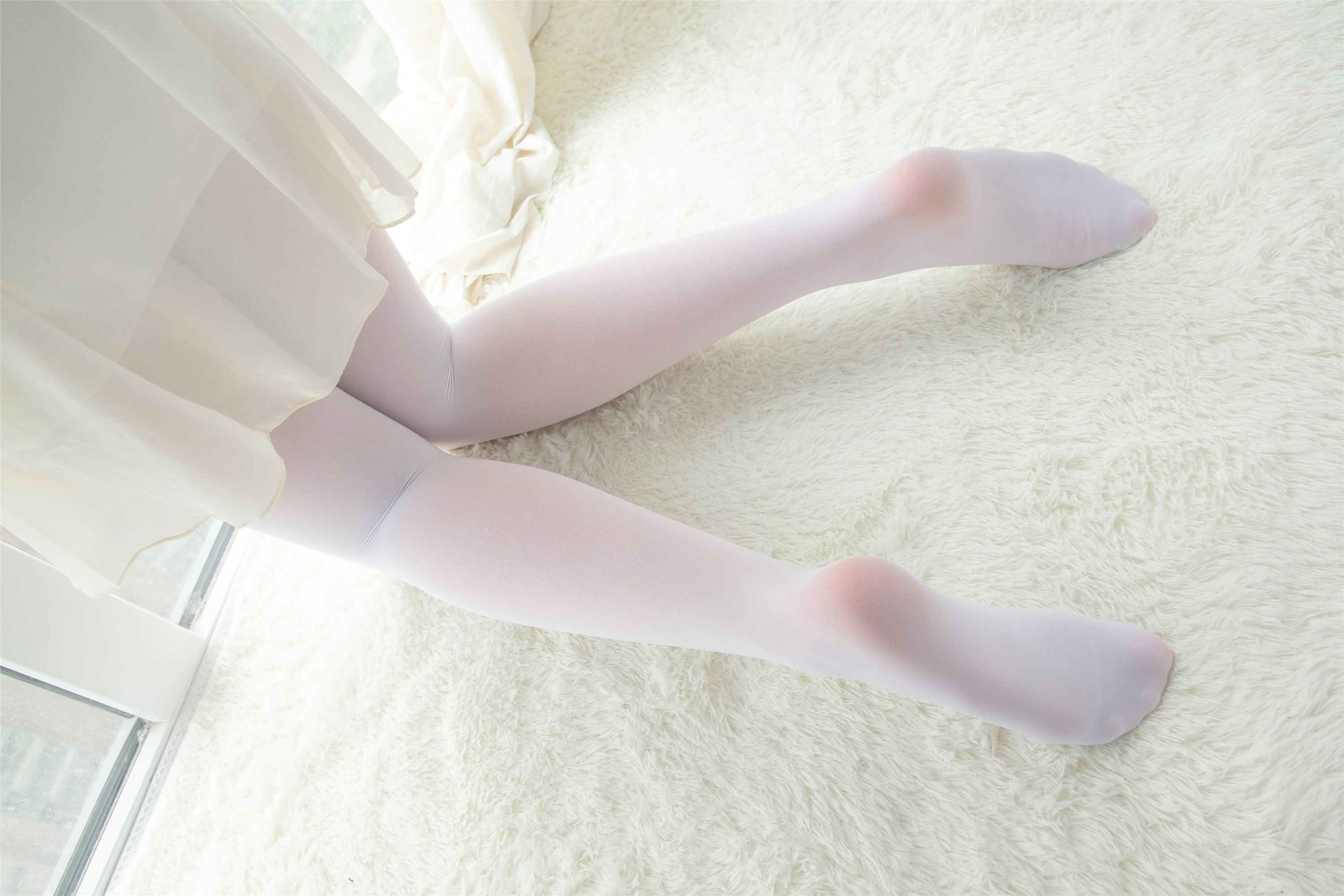 [森萝财团]萝莉丝足写真 R15-007