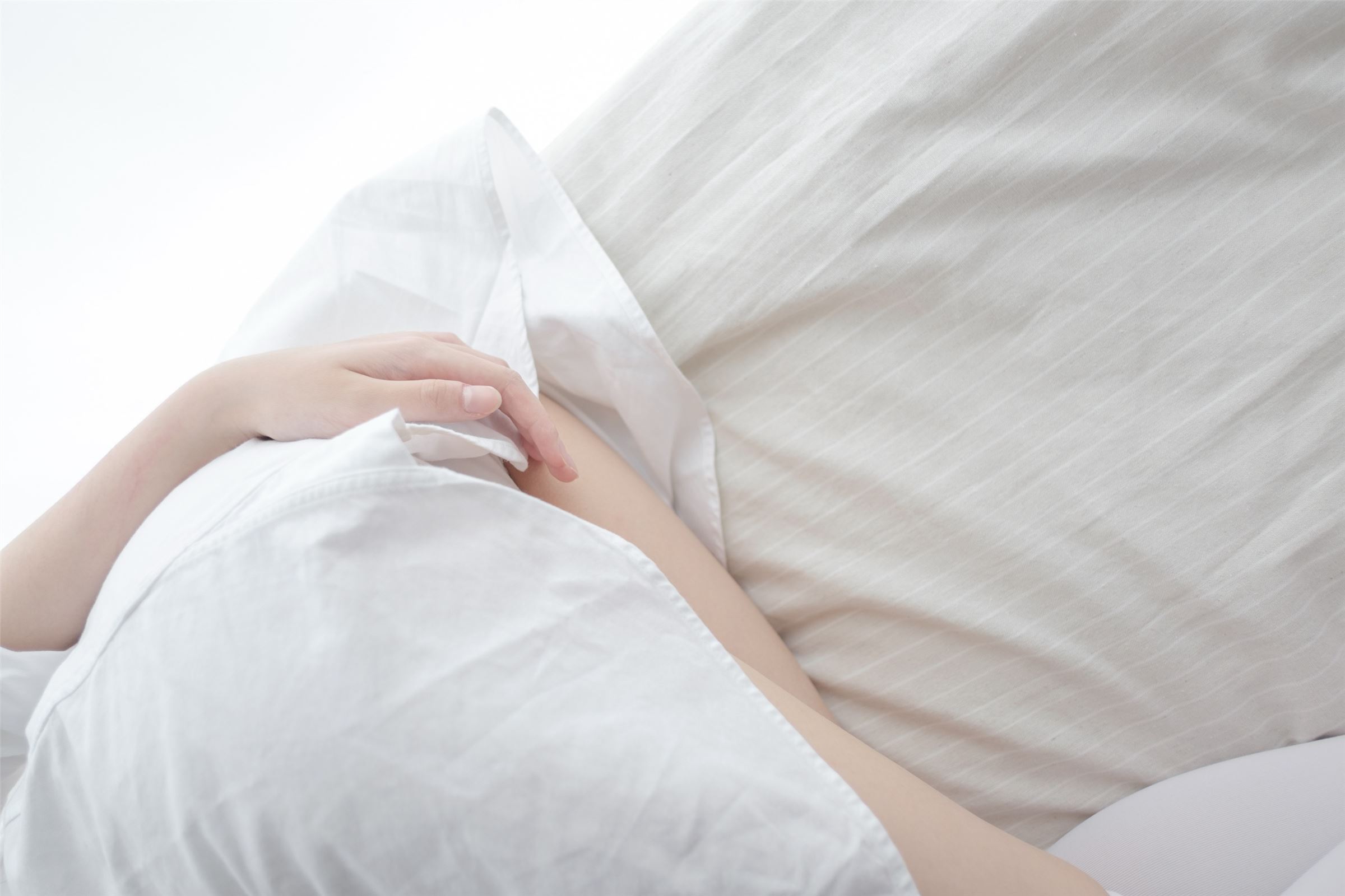 森萝财团写真 - [R15-022] 白丝