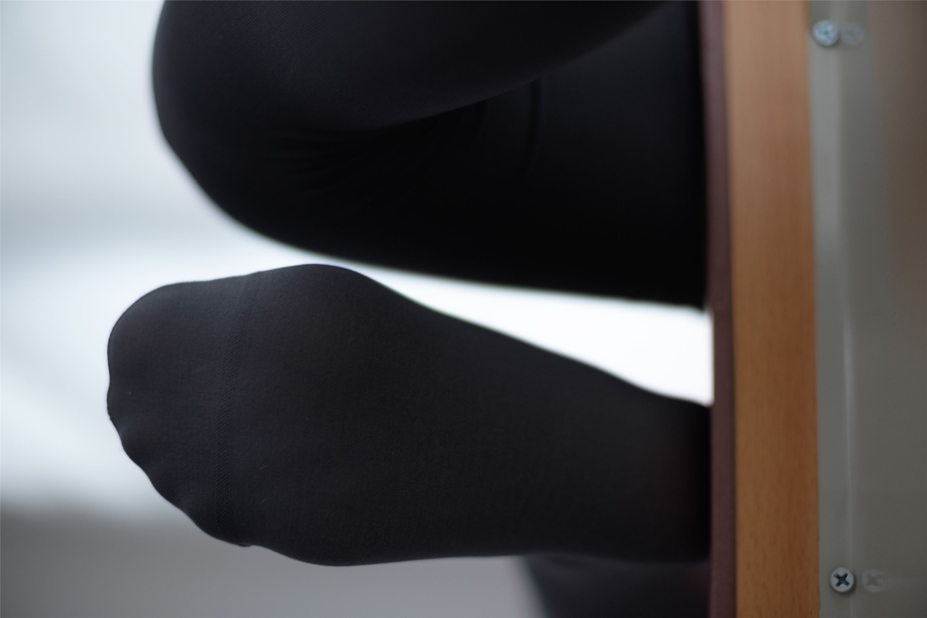 [森萝财团]萝莉丝足写真 R15-024