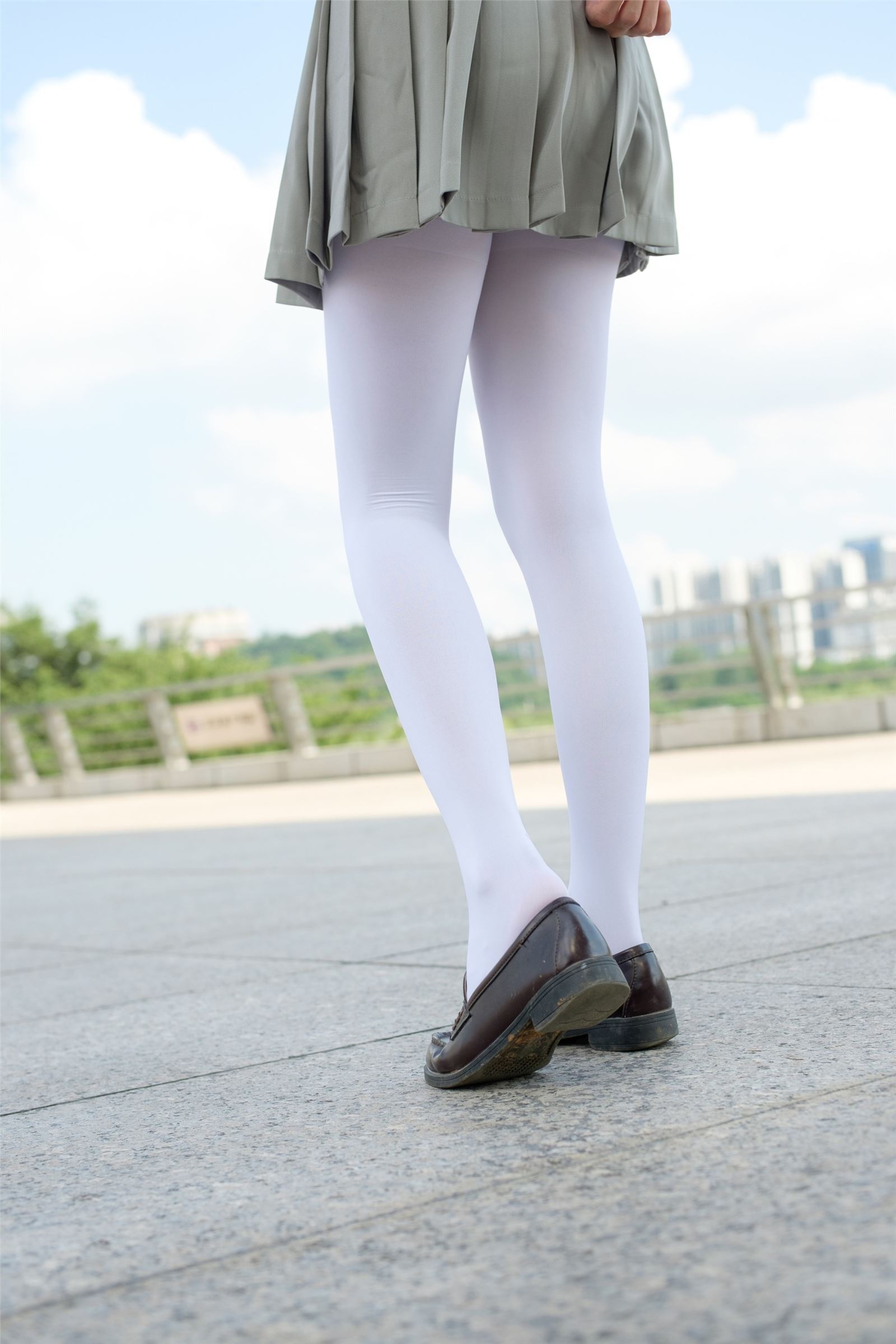 森萝财团写真 - [R15-026] JK白丝户外