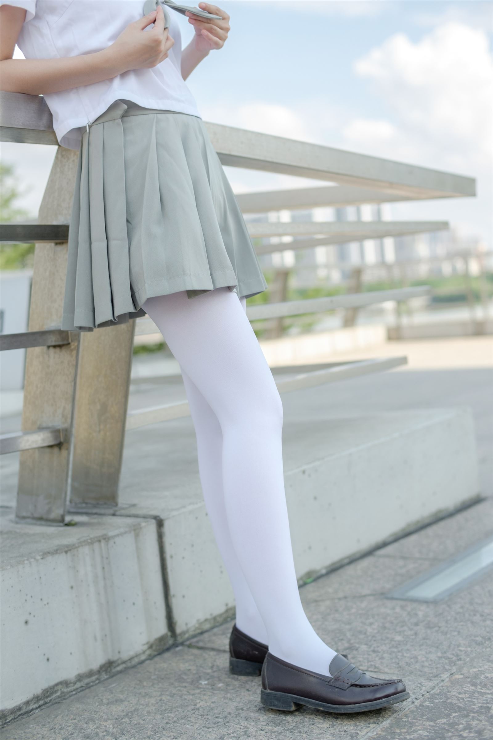 森萝财团写真 - [R15-026] JK白丝户外