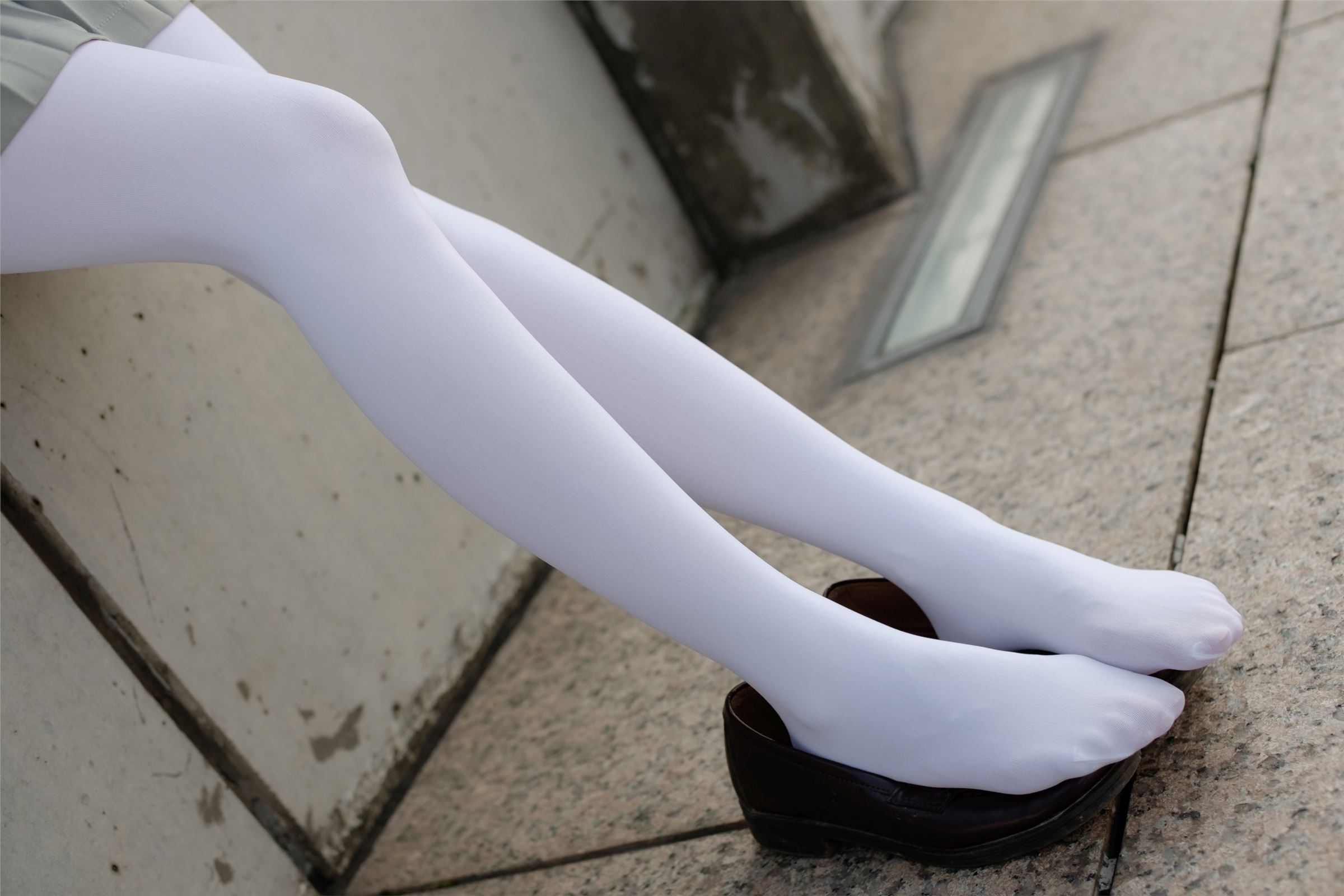 森萝财团写真 - [R15-026] JK白丝户外