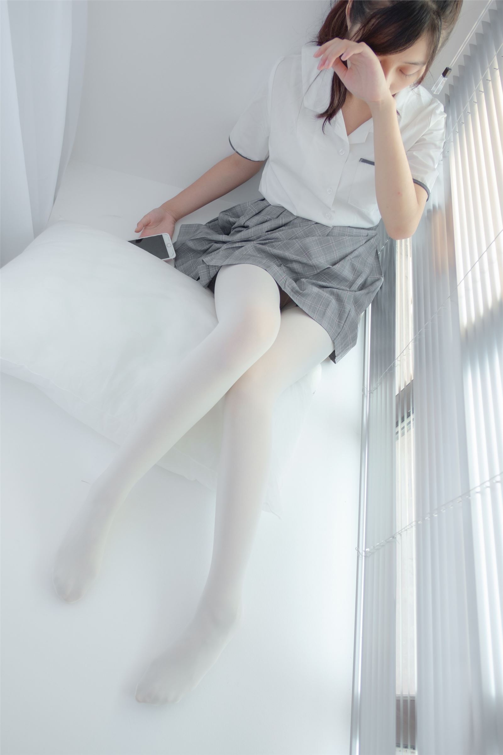 森萝财团写真 - [R15-028] 吹弹可破