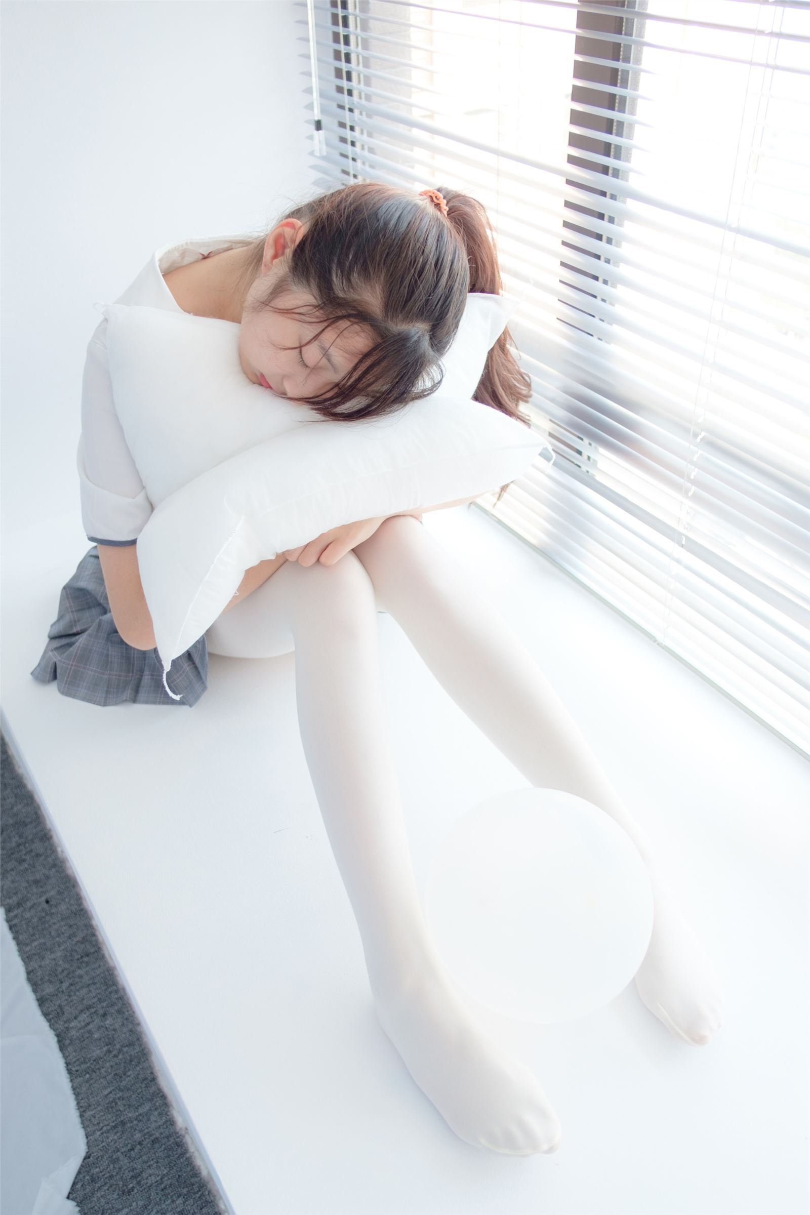 森萝财团写真 - [R15-028] 吹弹可破