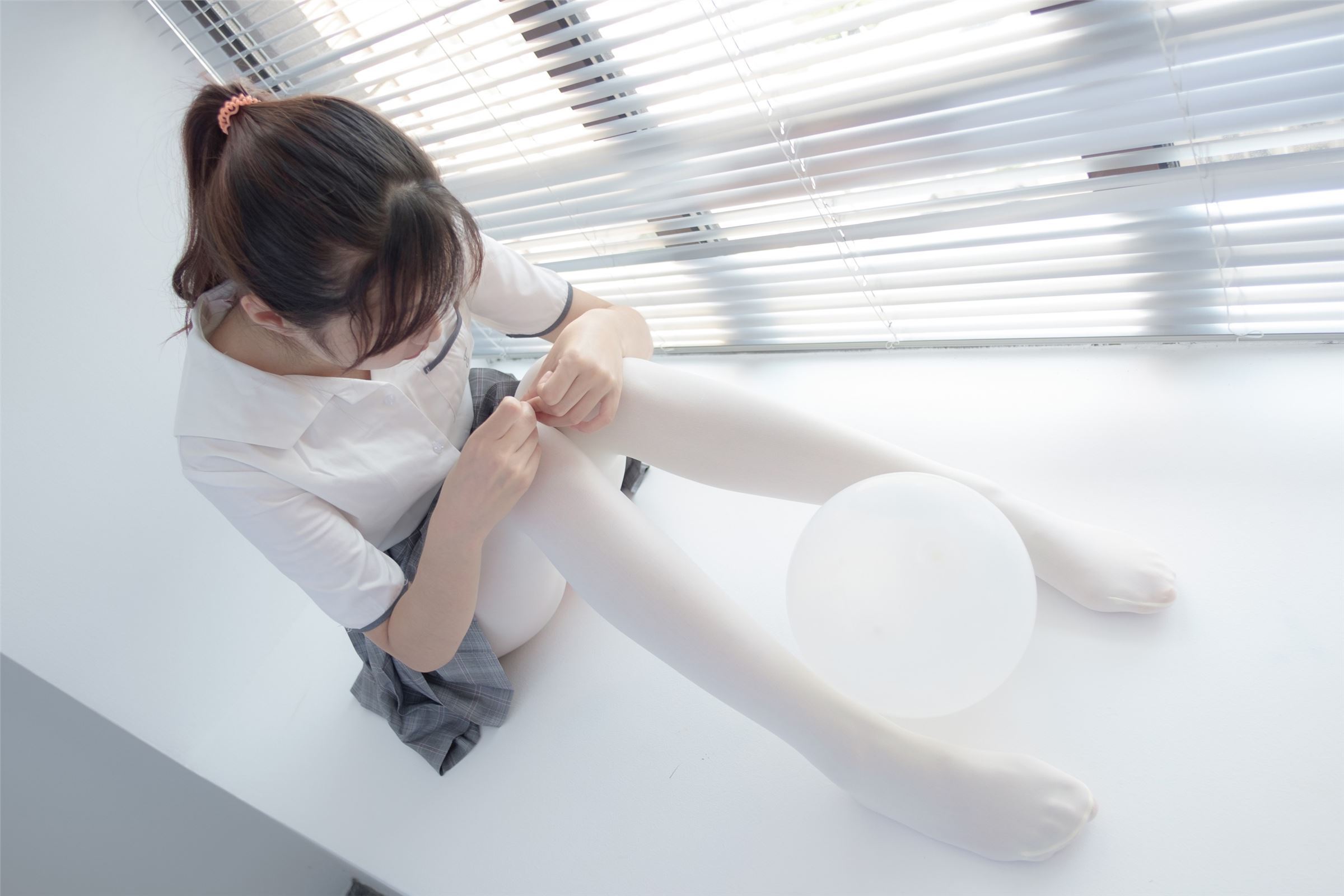 森萝财团写真 - [R15-028] 吹弹可破