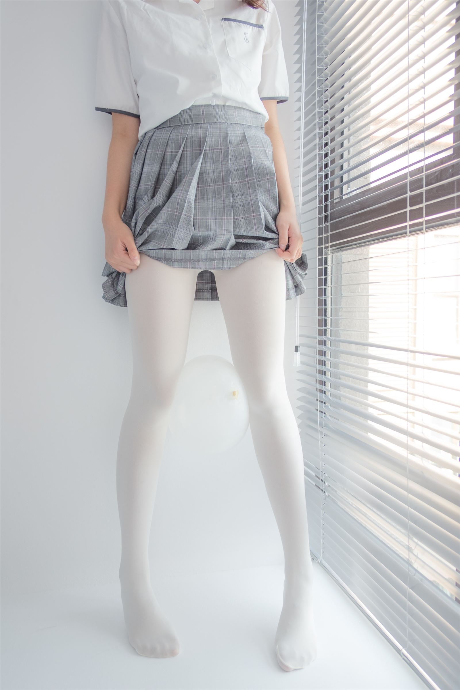 森萝财团写真 - [R15-028] 吹弹可破