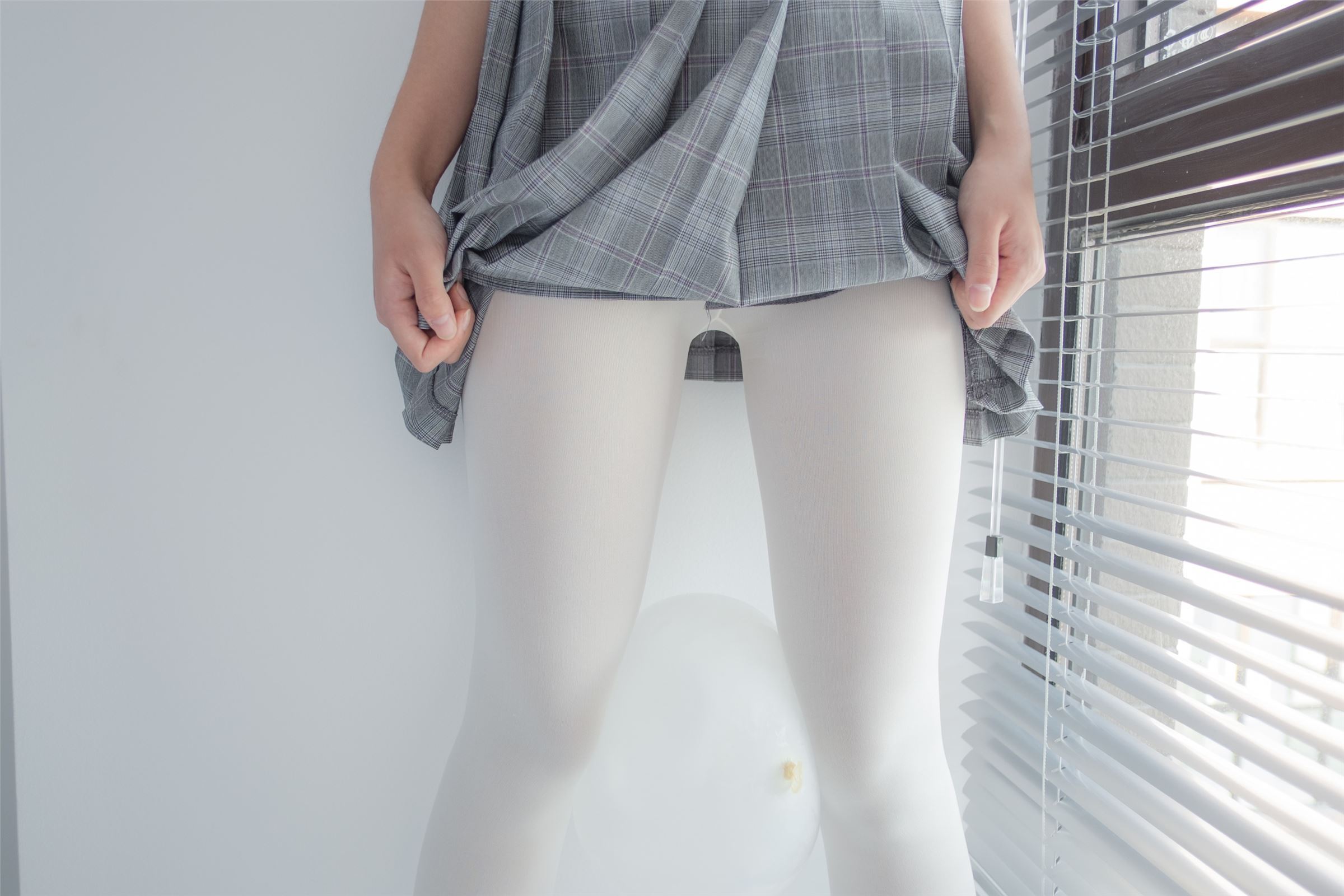 森萝财团写真 - [R15-028] 吹弹可破