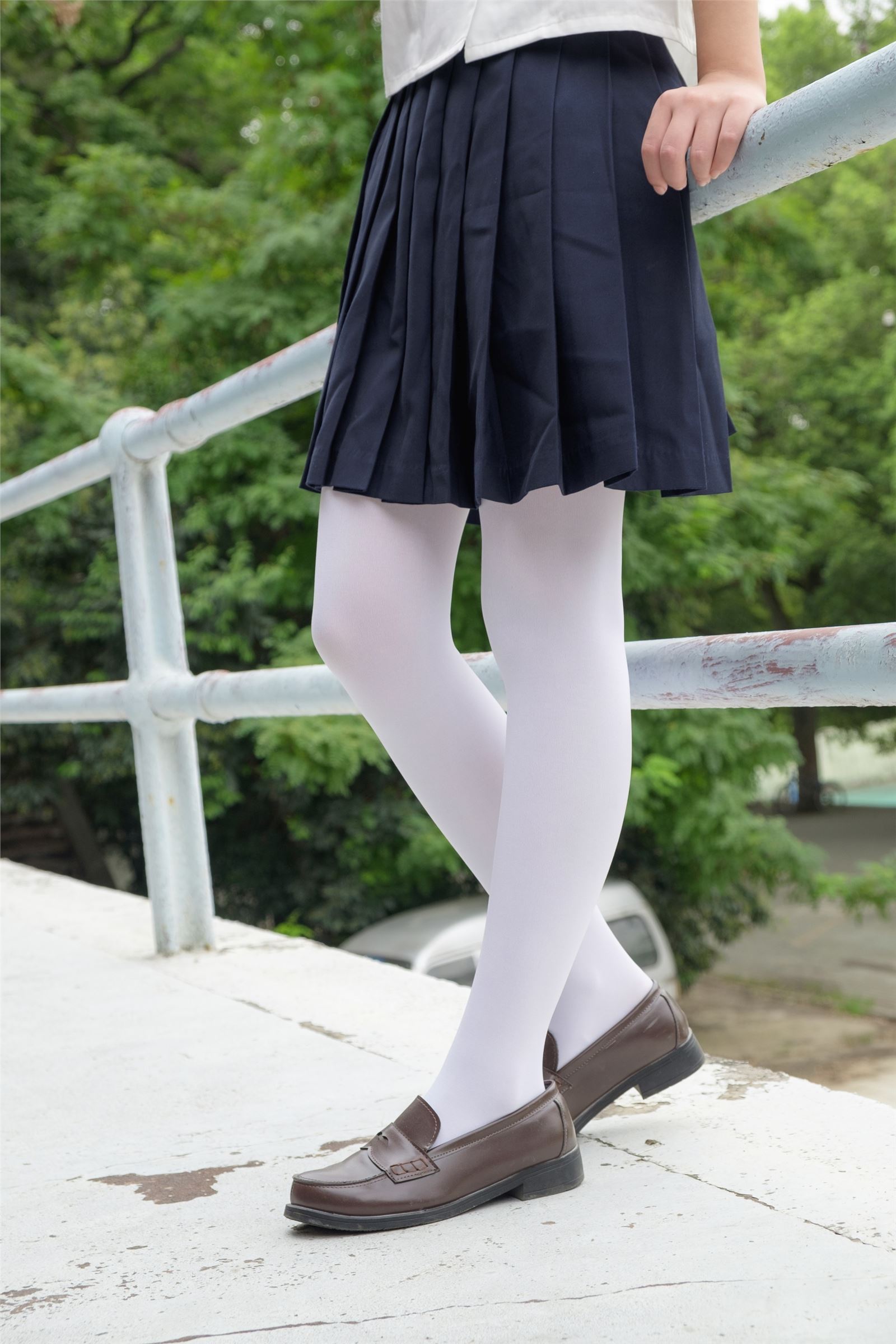 森萝财团写真 - [R15-034] 户外白丝秀