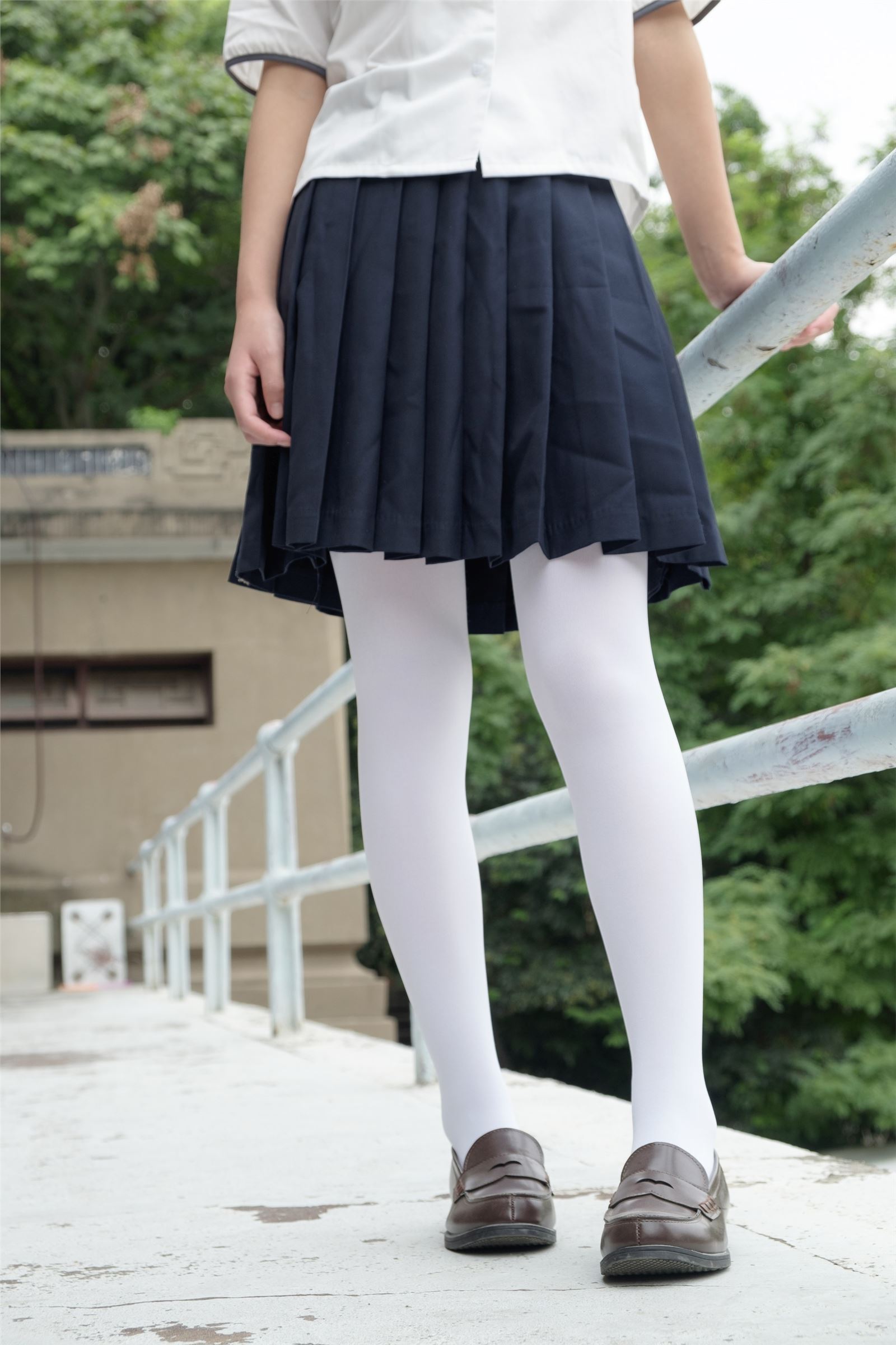 森萝财团写真 - [R15-034] 户外白丝秀