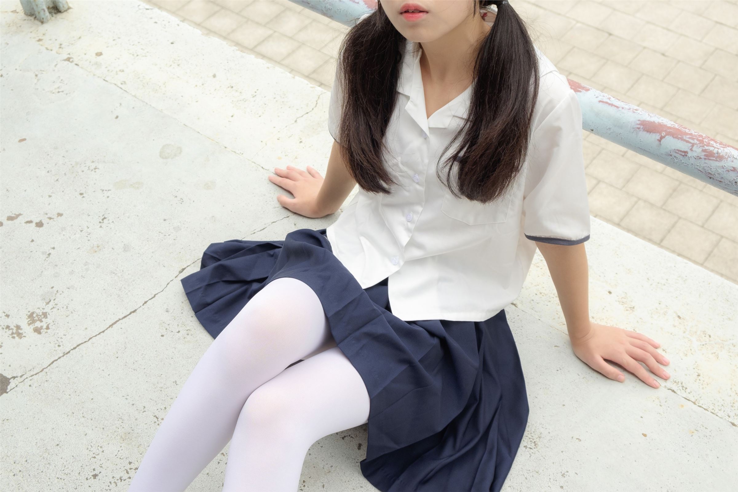 森萝财团写真 - [R15-034] 户外白丝秀