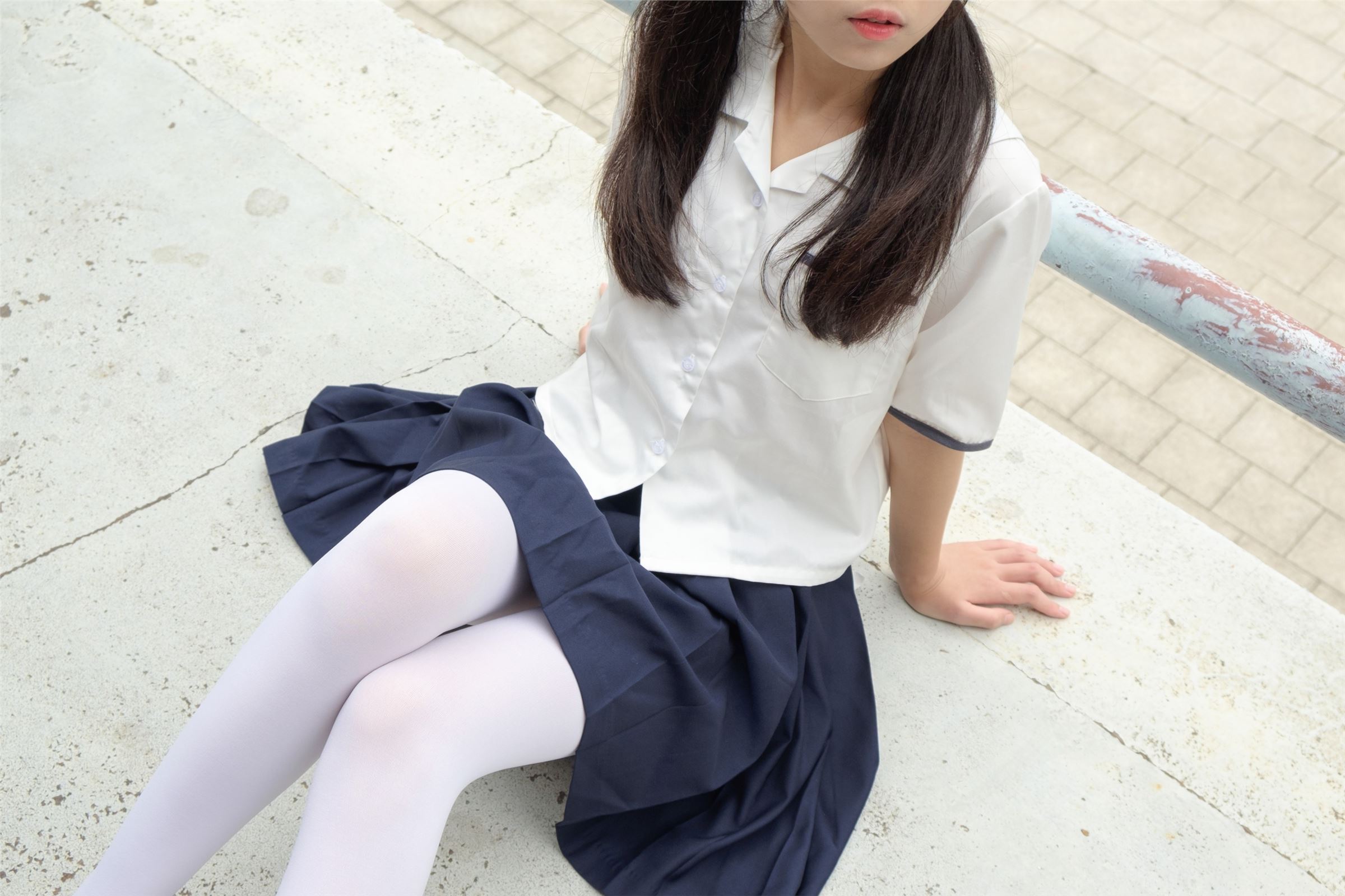 森萝财团写真 - [R15-034] 户外白丝秀