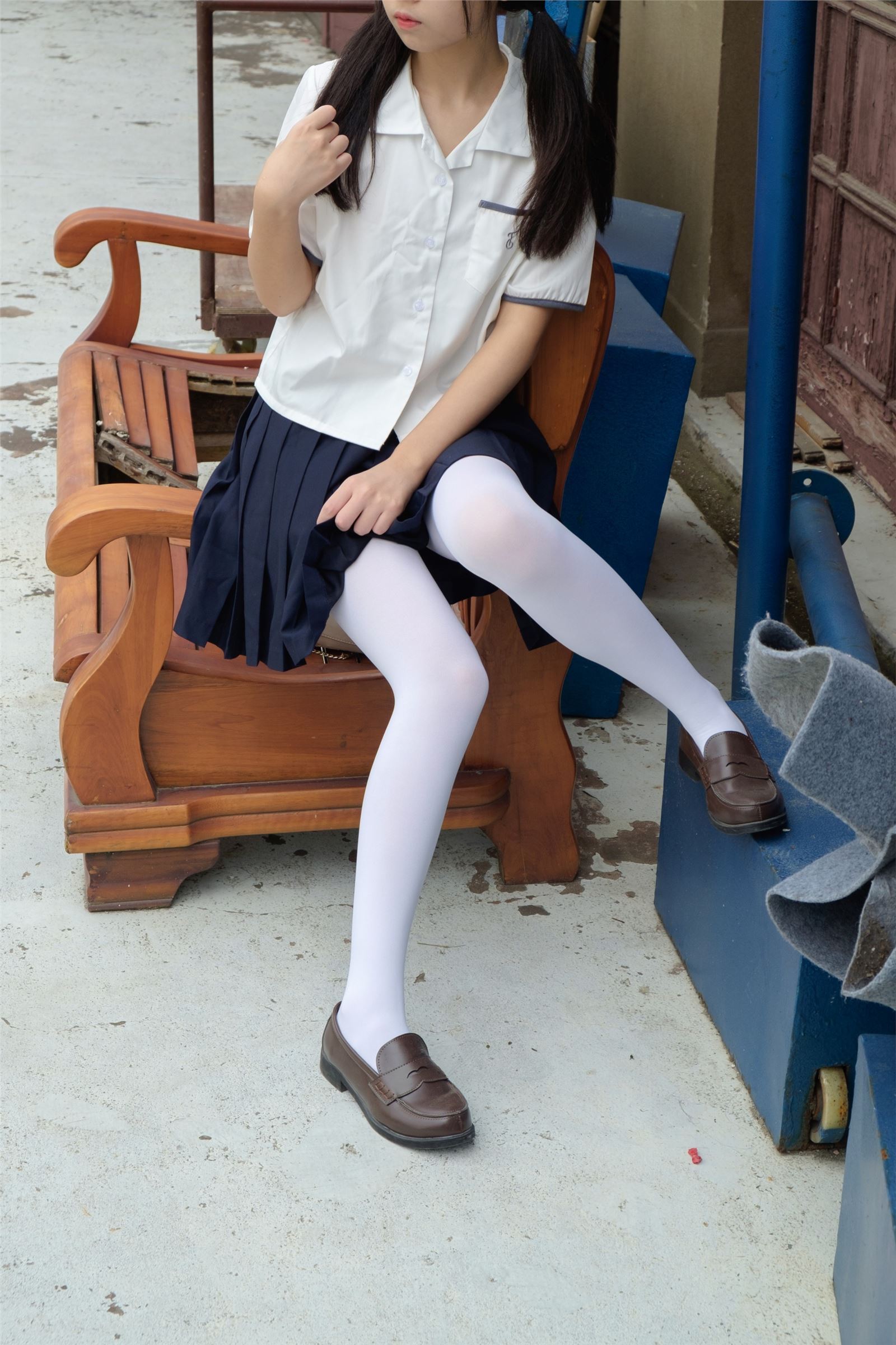 森萝财团写真 - [R15-034] 户外白丝秀