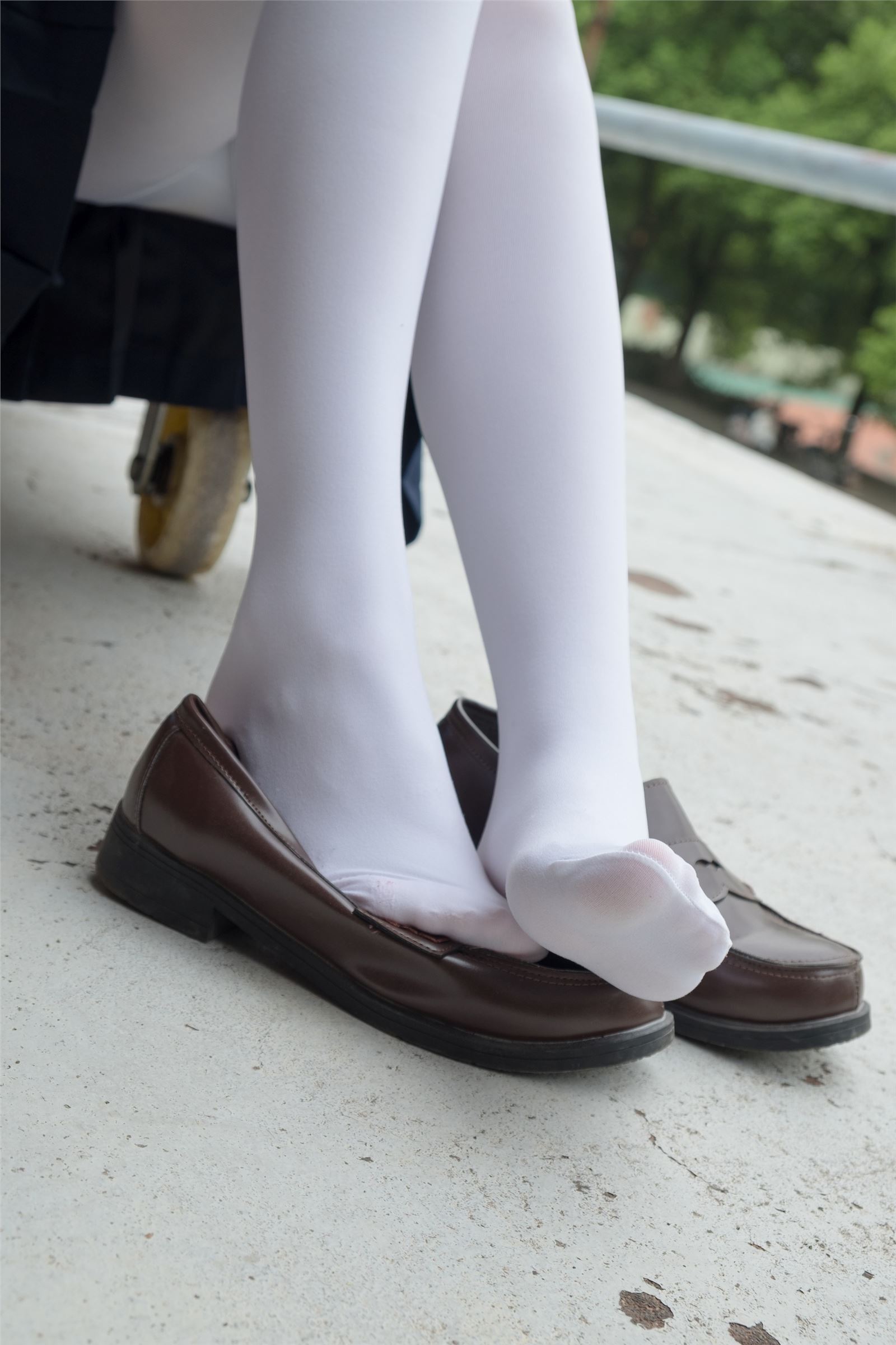 森萝财团写真 - [R15-034] 户外白丝秀