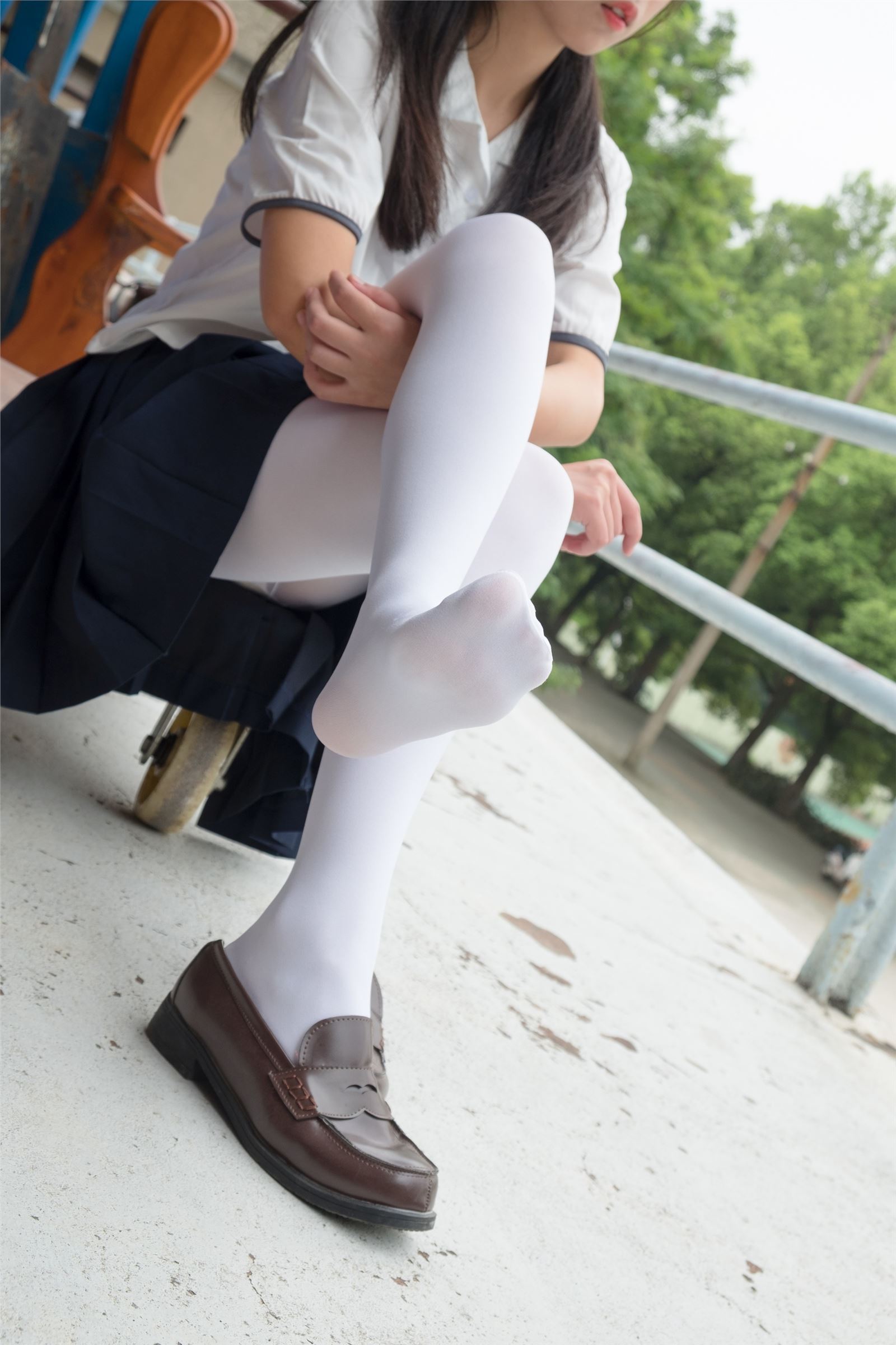 森萝财团写真 - [R15-034] 户外白丝秀