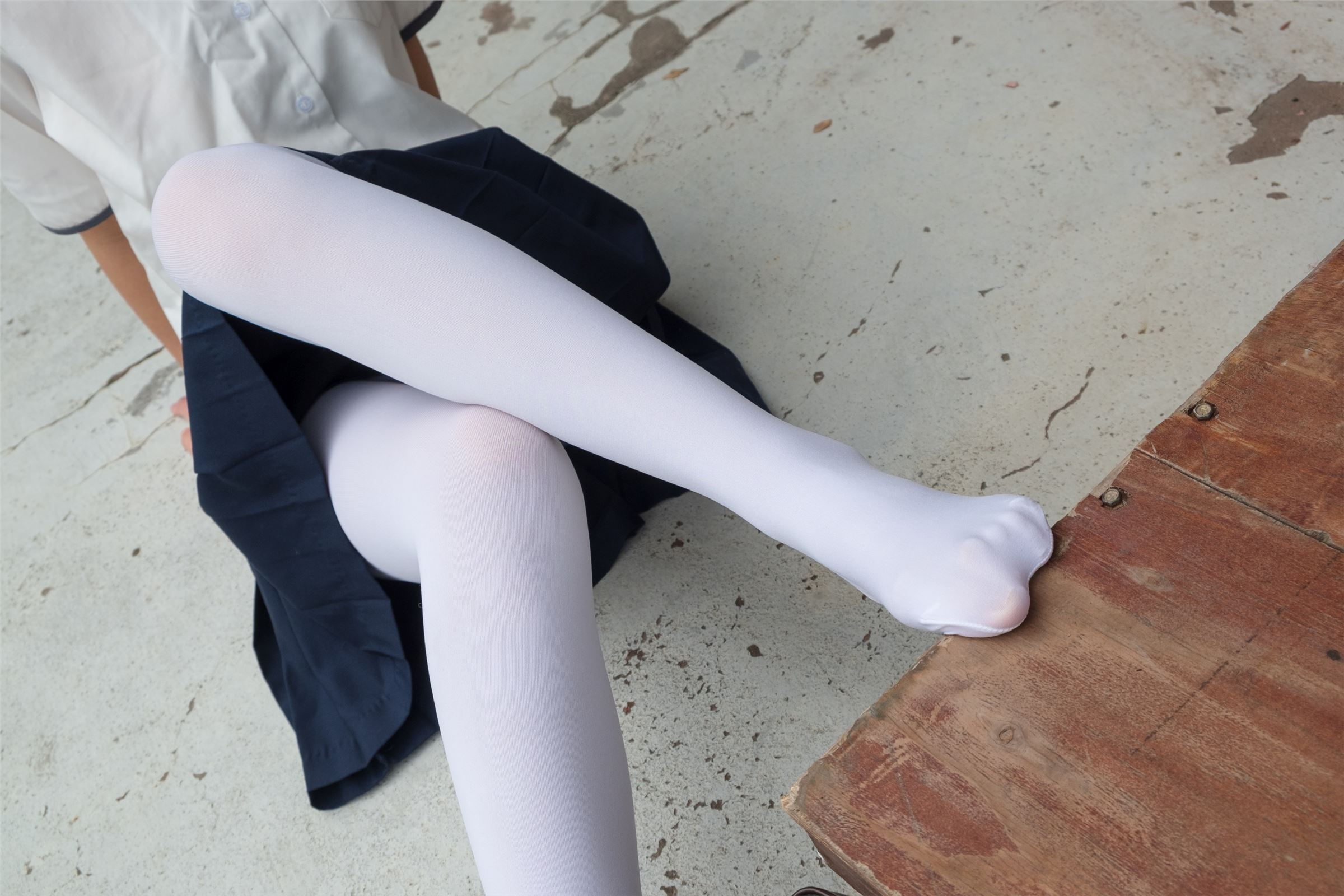 森萝财团写真 - [R15-034] 户外白丝秀