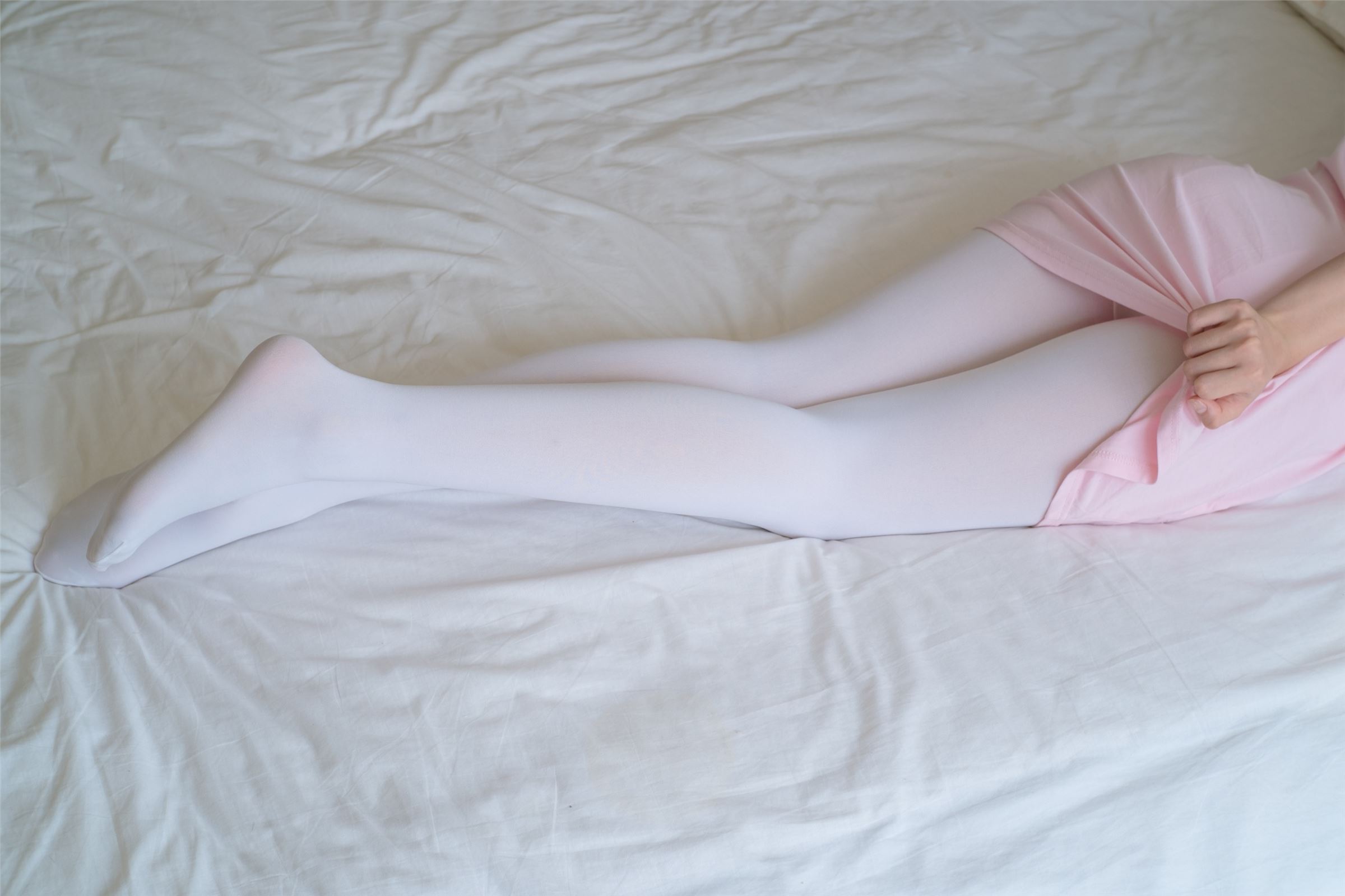 森萝财团写真 - [R15-035] 粉红少女白丝美足