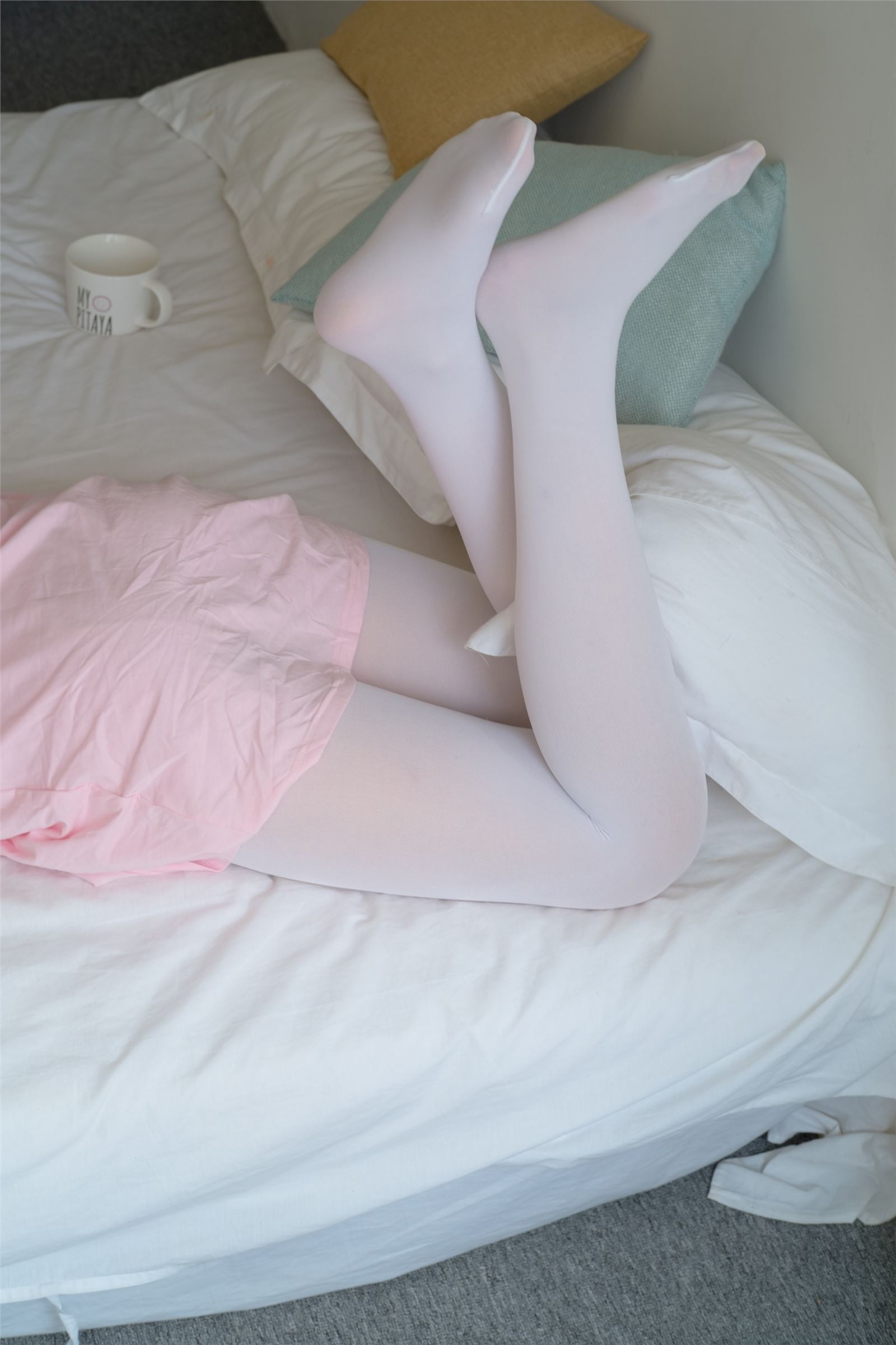 森萝财团写真 - [R15-035] 粉红少女白丝美足