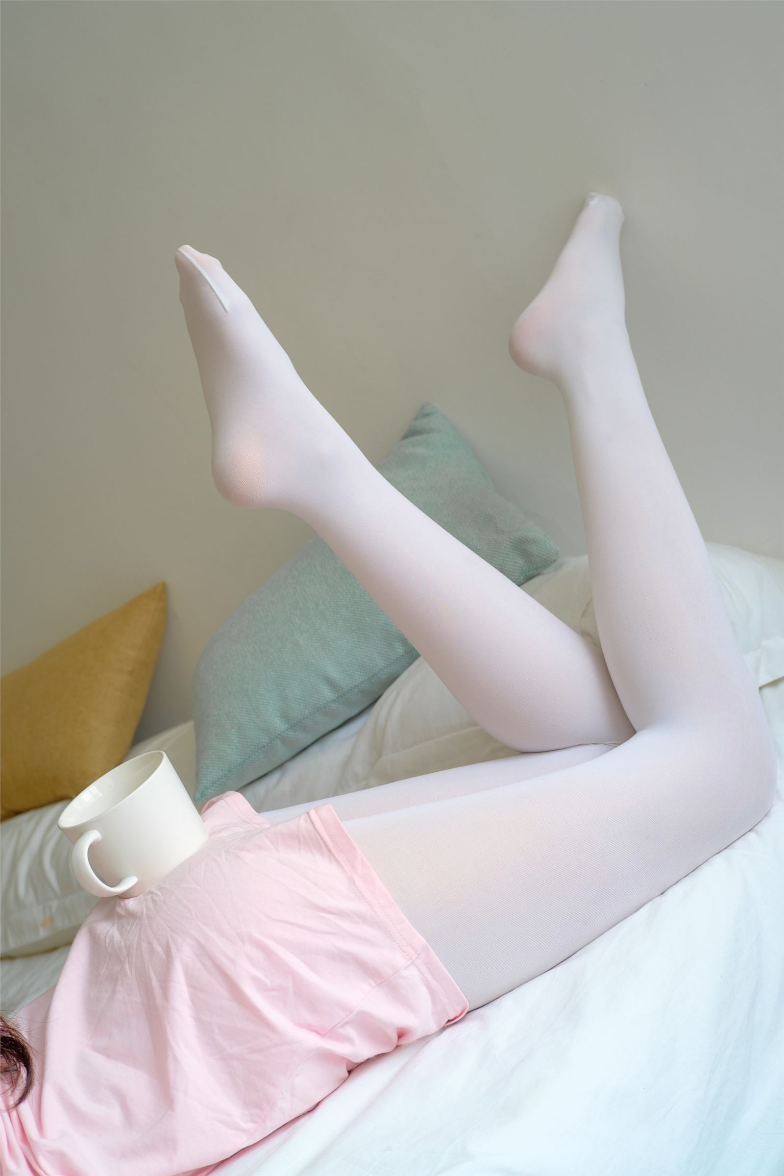 森萝财团写真 - [R15-035] 粉红少女白丝美足