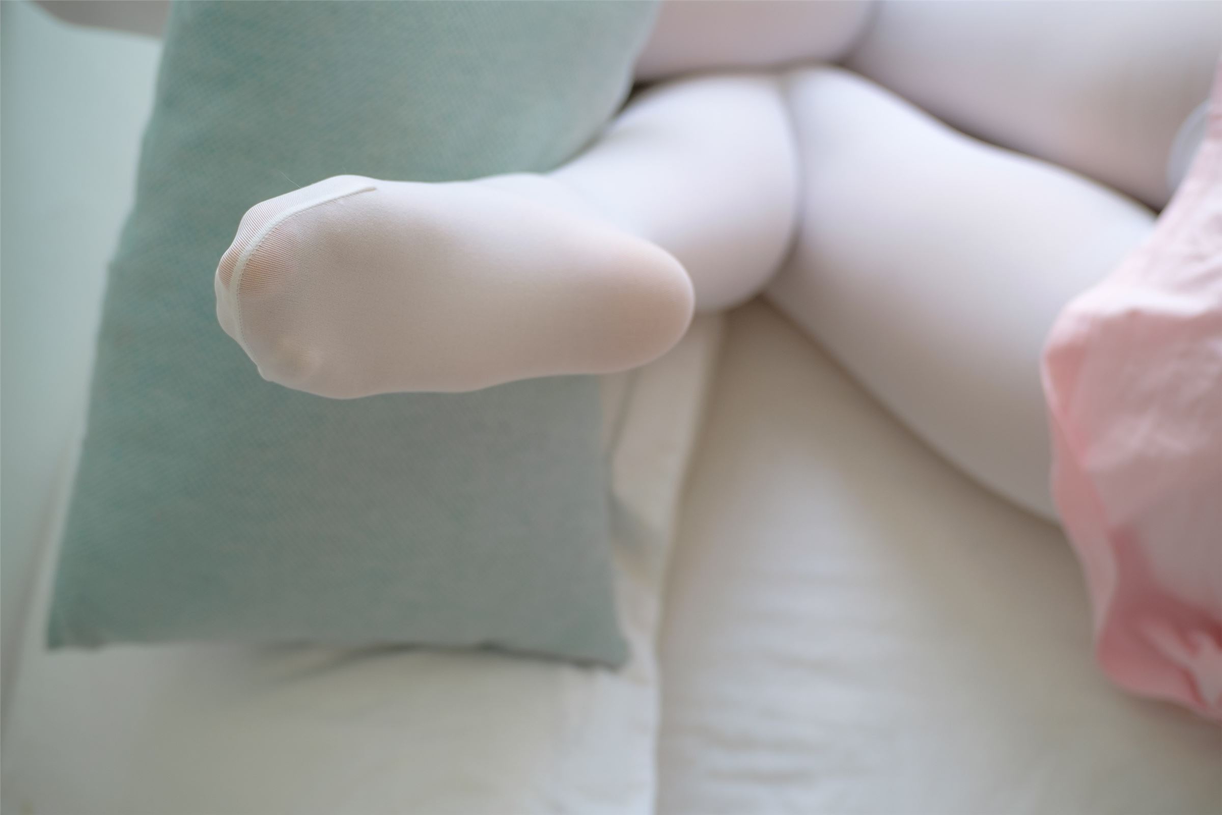 森萝财团写真 - [R15-035] 粉红少女白丝美足