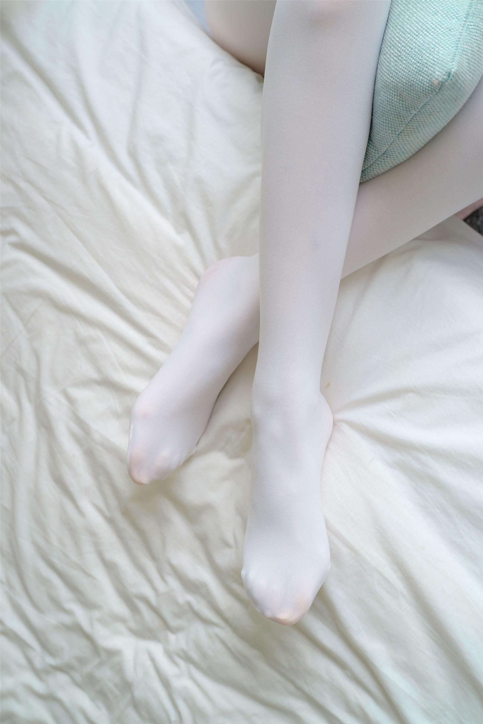 森萝财团写真 - [R15-035] 粉红少女白丝美足