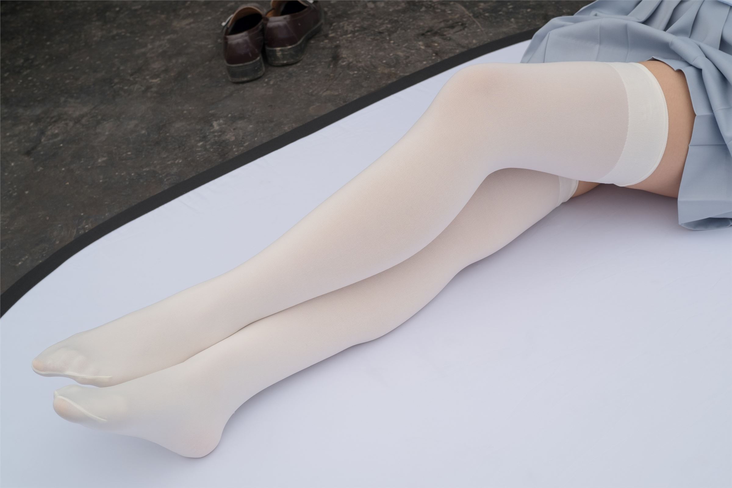 森萝财团写真 - [R15-036] 白丝高考学妹