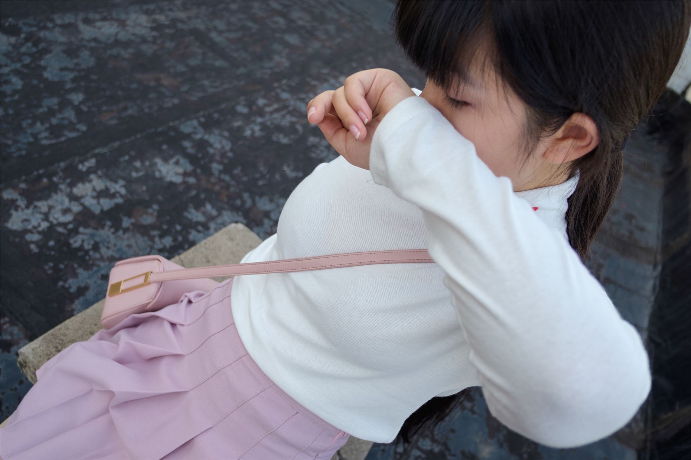 森萝财团写真 - [R15-038] 肉丝大胸妹