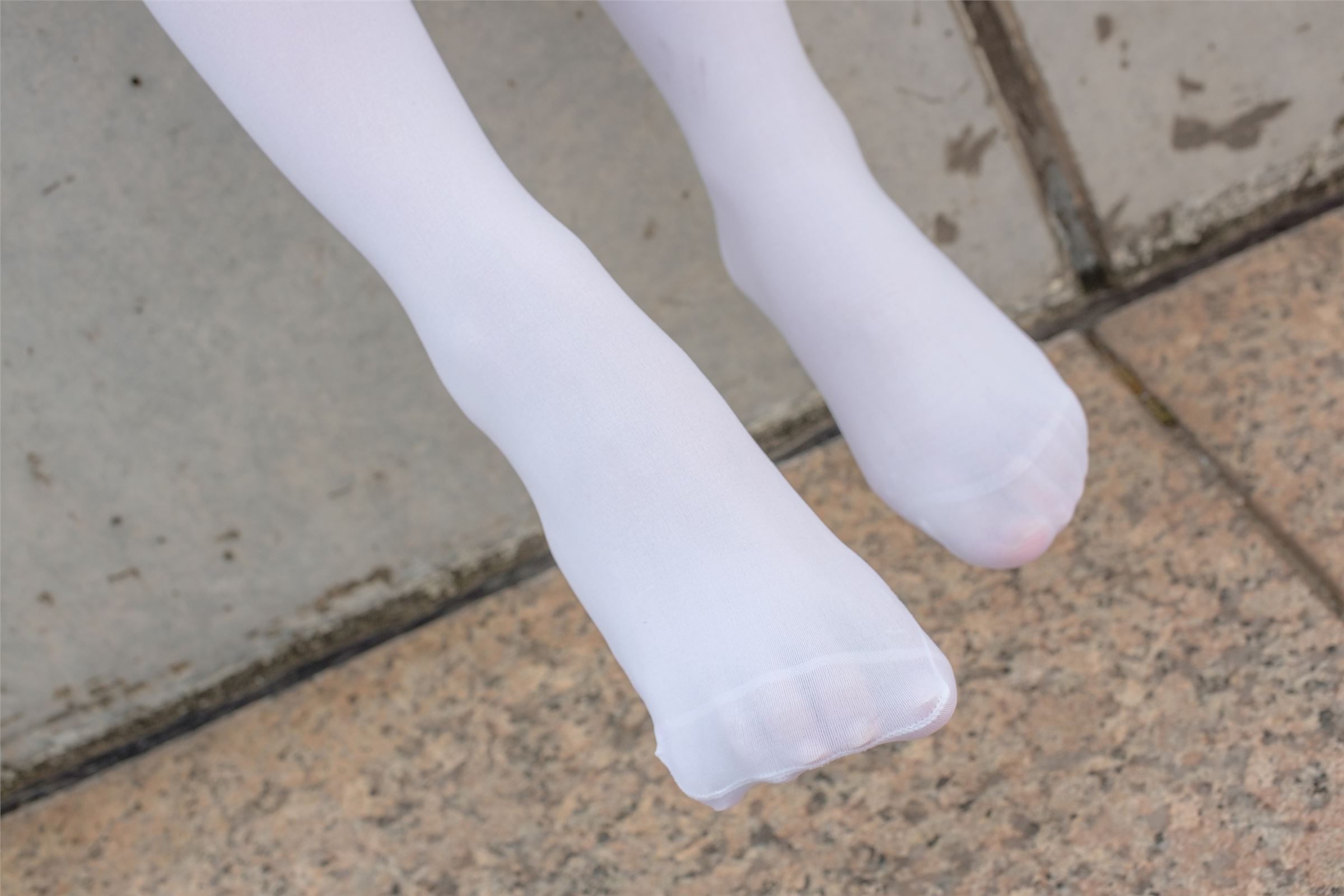 森萝财团写真 - [R15-040] 户外白丝短裙