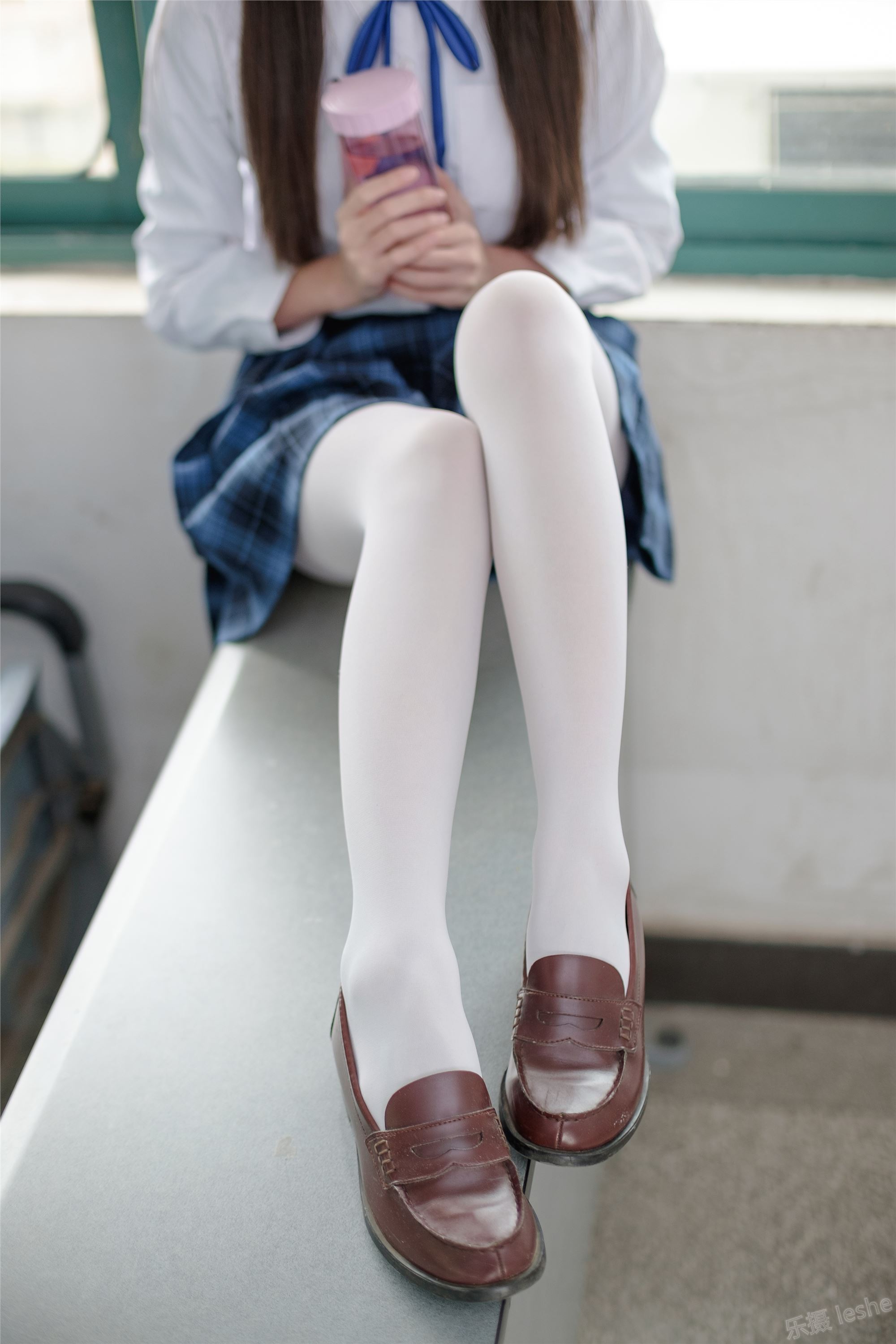 [森萝财团]萝莉丝足写真 R15-044 白丝学妹