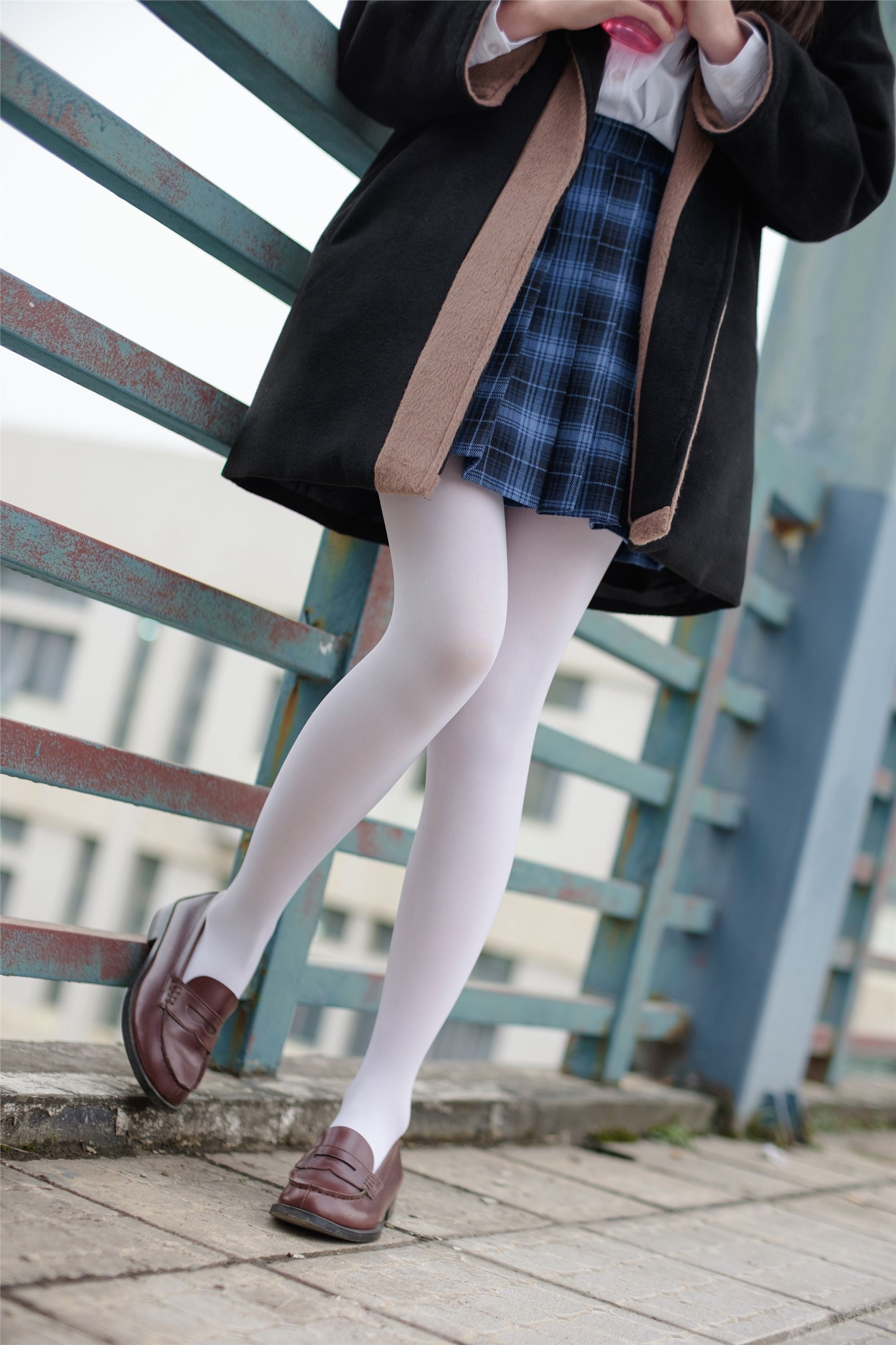 [森萝财团]萝莉丝足写真 R15-044 白丝学妹