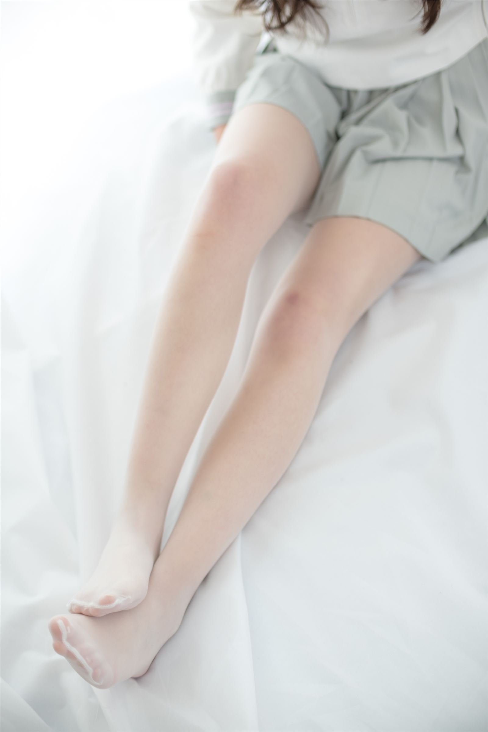 森萝财团写真 - [R15-046] 薄丝美足