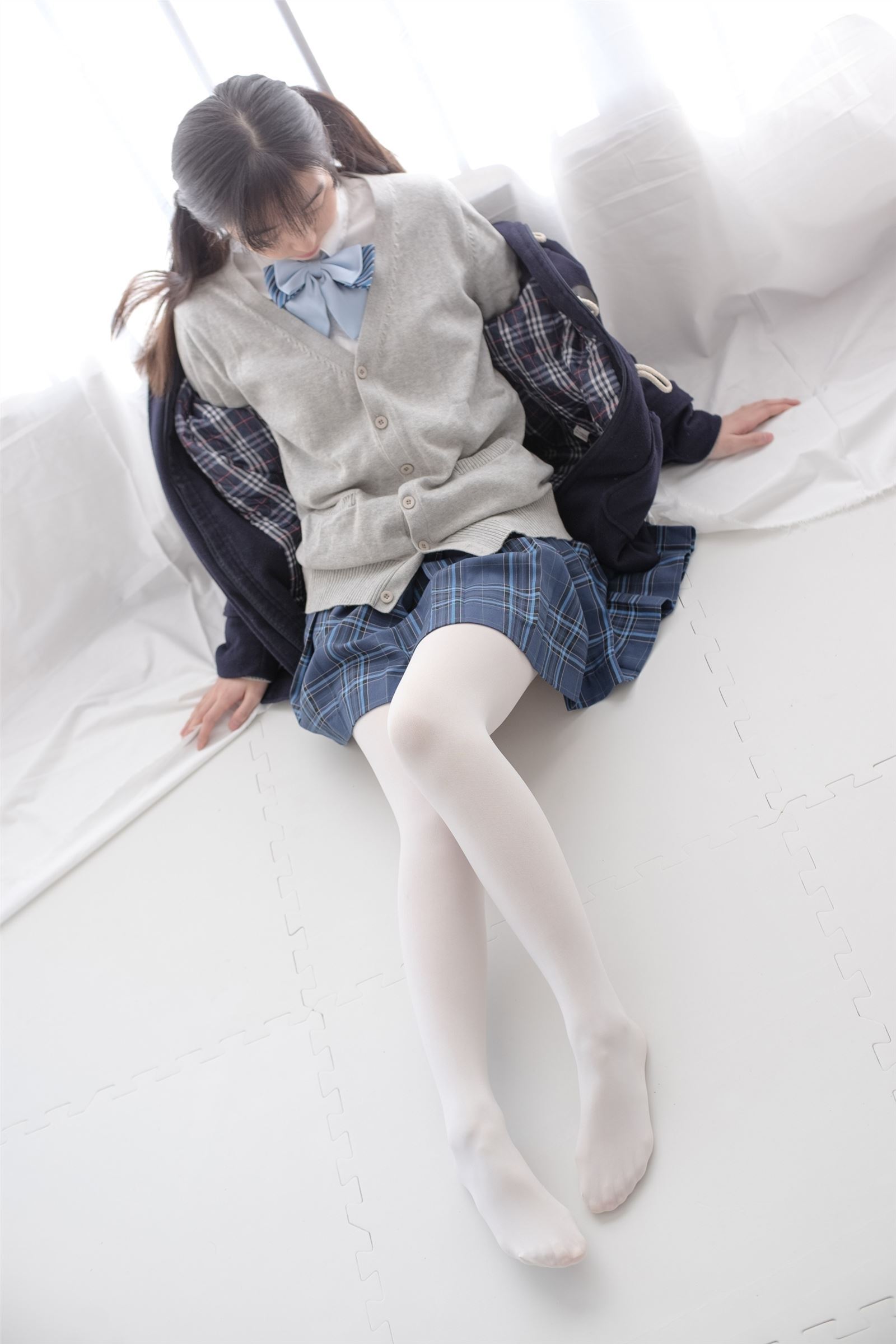 森萝财团写真 - [R15-047] 心中的白丝