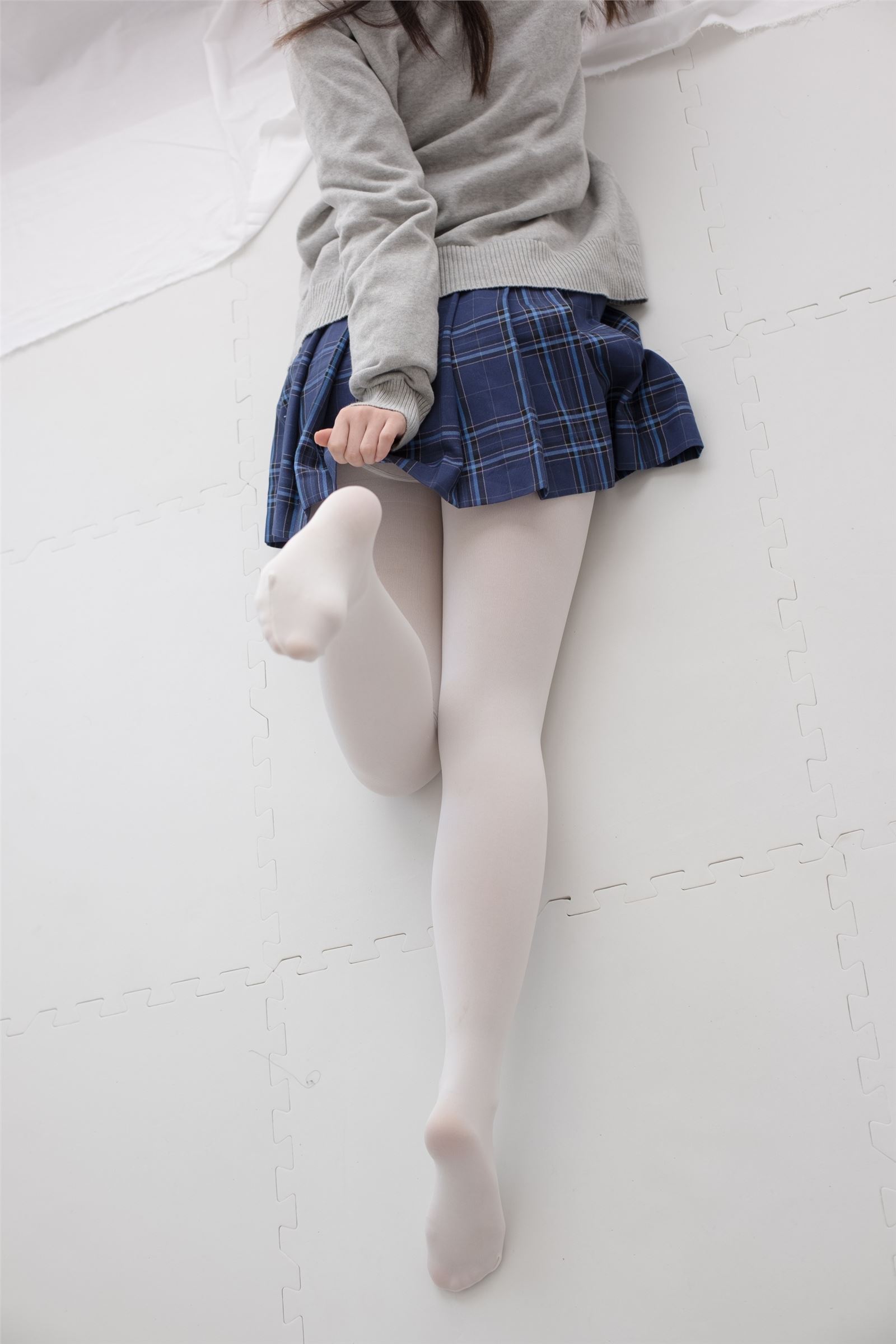 森萝财团写真 - [R15-047] 心中的白丝