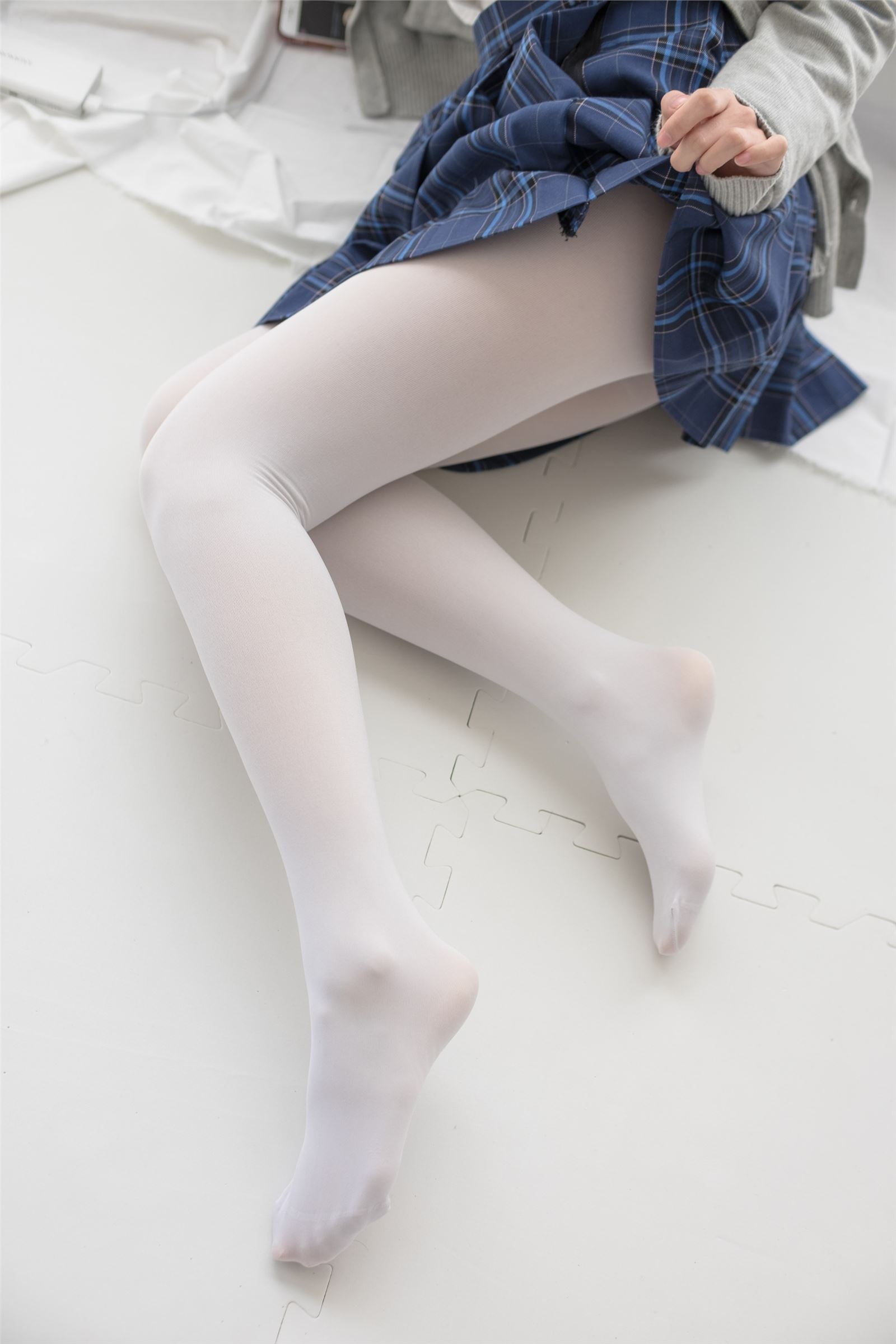 森萝财团写真 - [R15-047] 心中的白丝