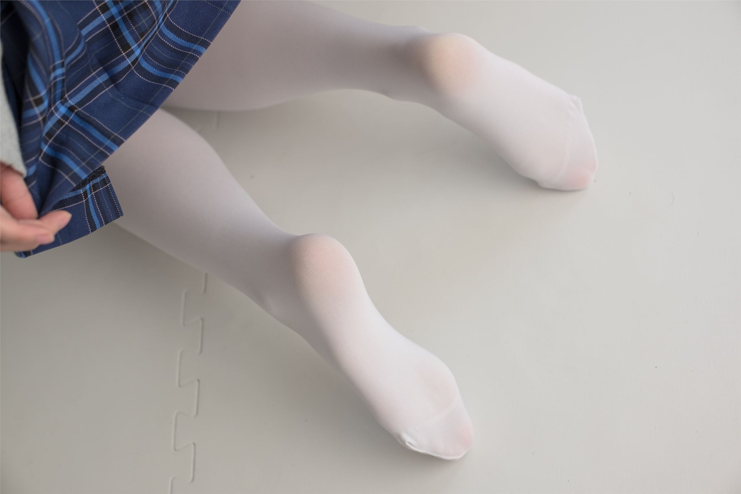 森萝财团写真 - [R15-047] 心中的白丝