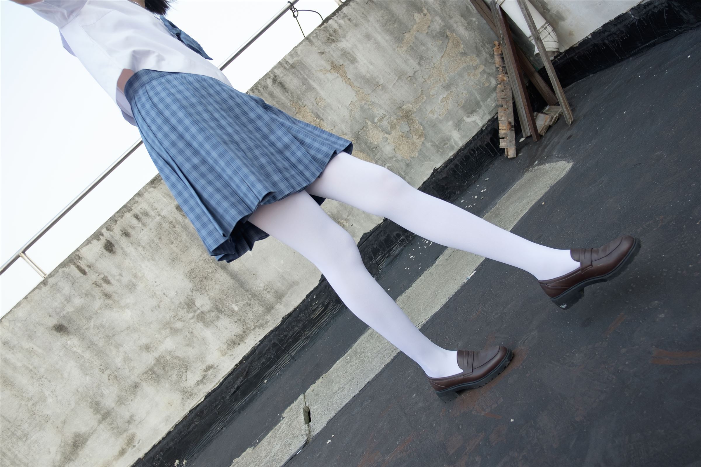 222森萝财团精美写真SSR-001