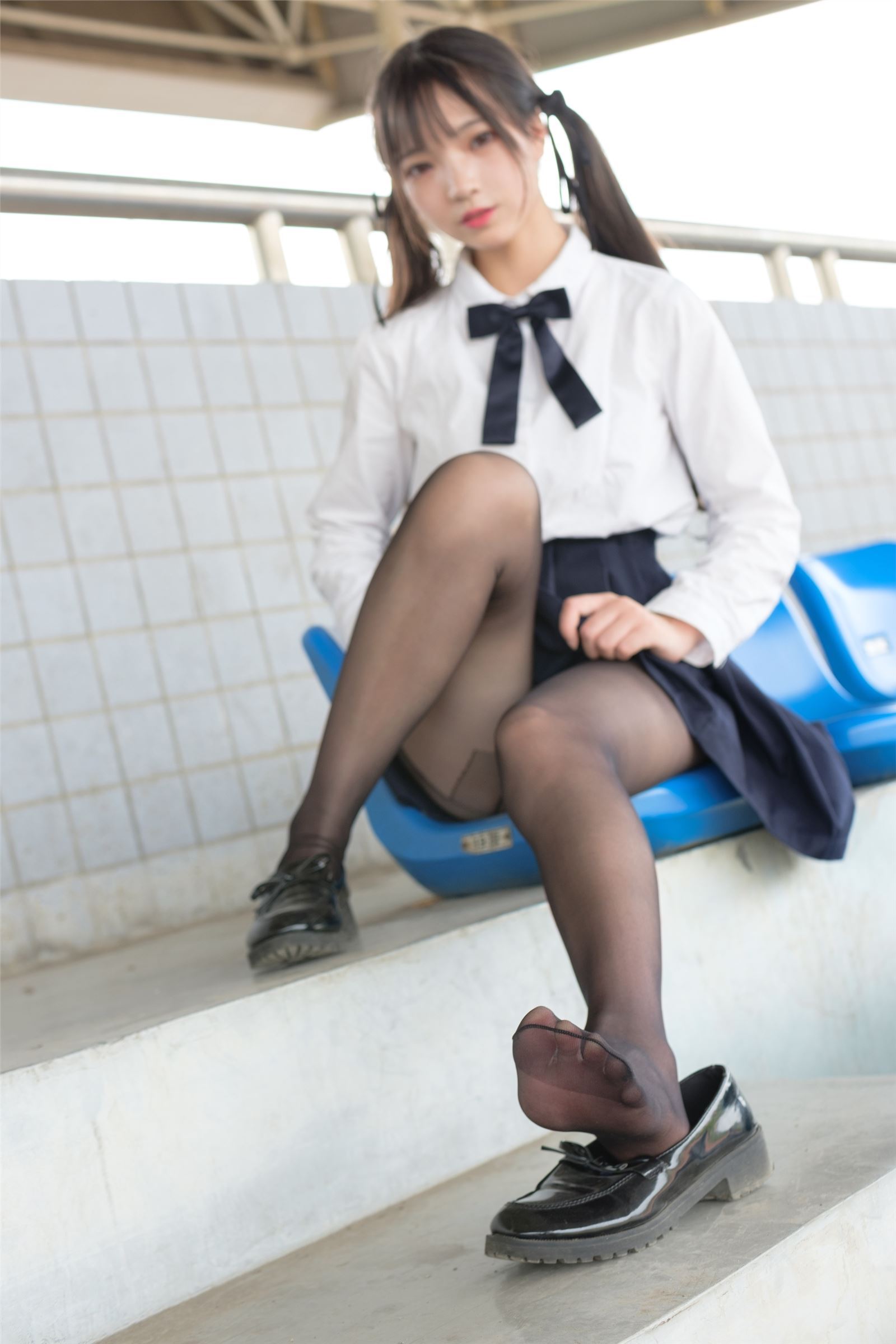 森萝财团写真 - [SSR-009] 户外黑丝学妹