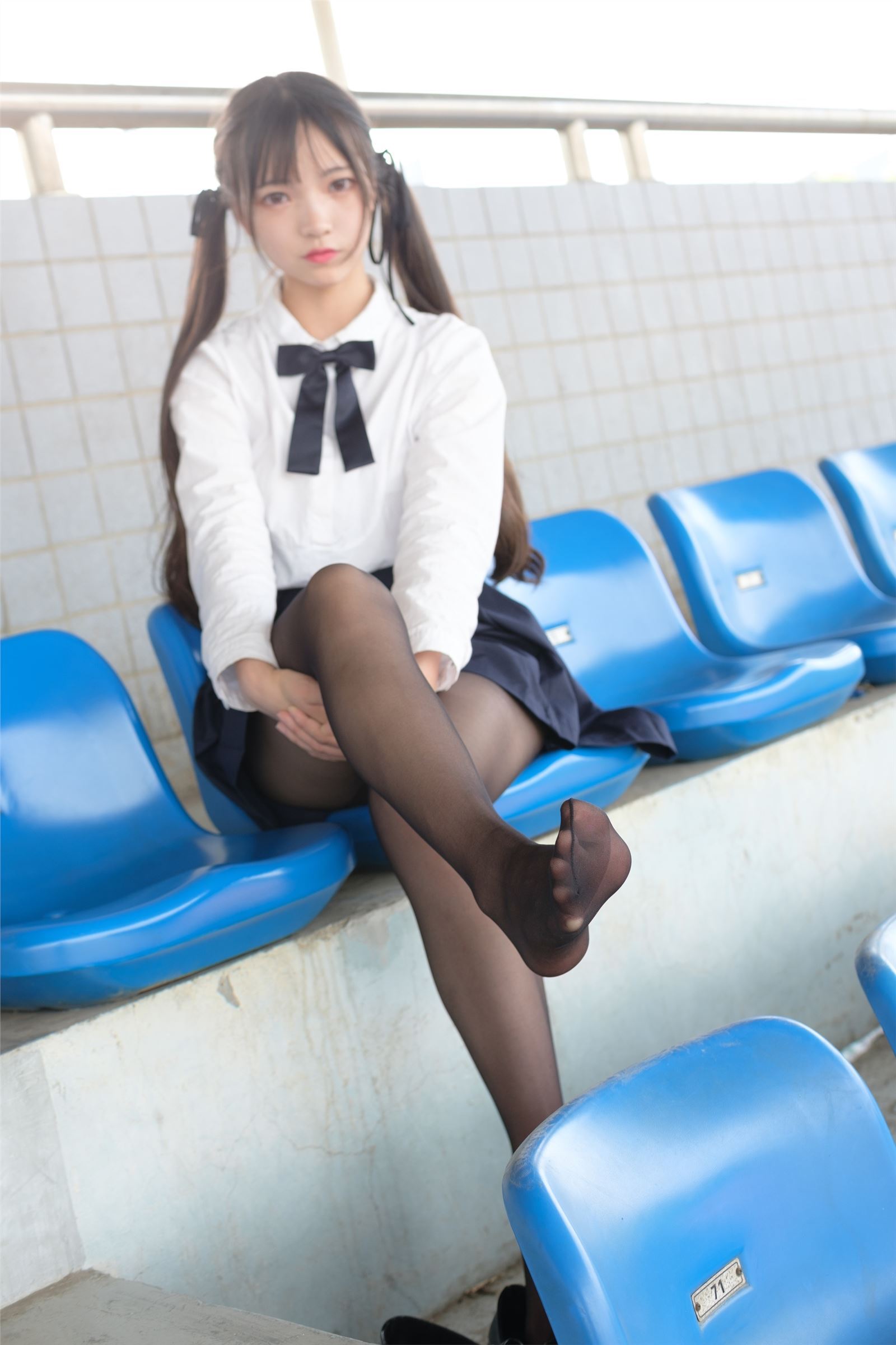 森萝财团写真 - [SSR-009] 户外黑丝学妹