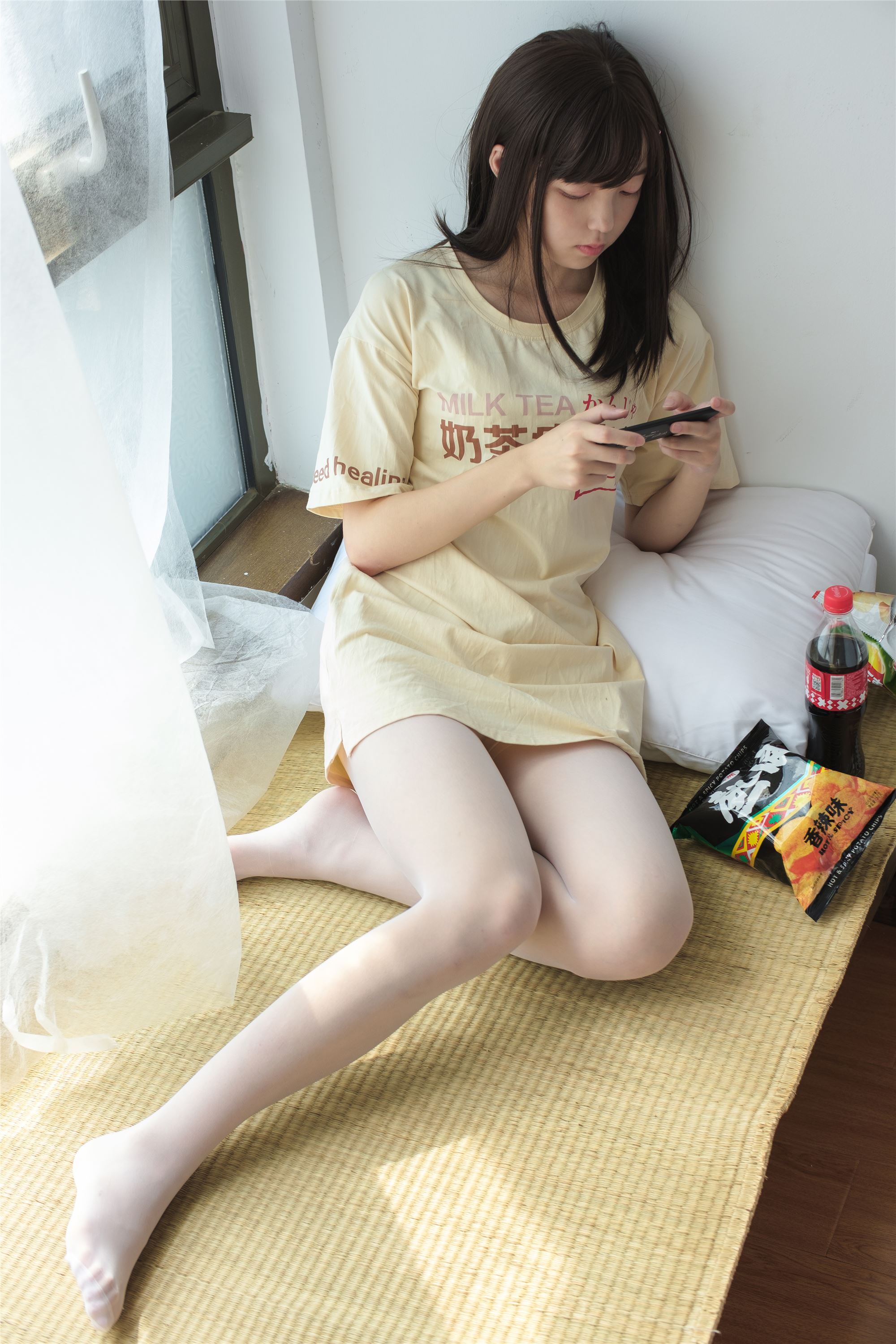 [森萝财团]萝莉丝足写真 SSR-010