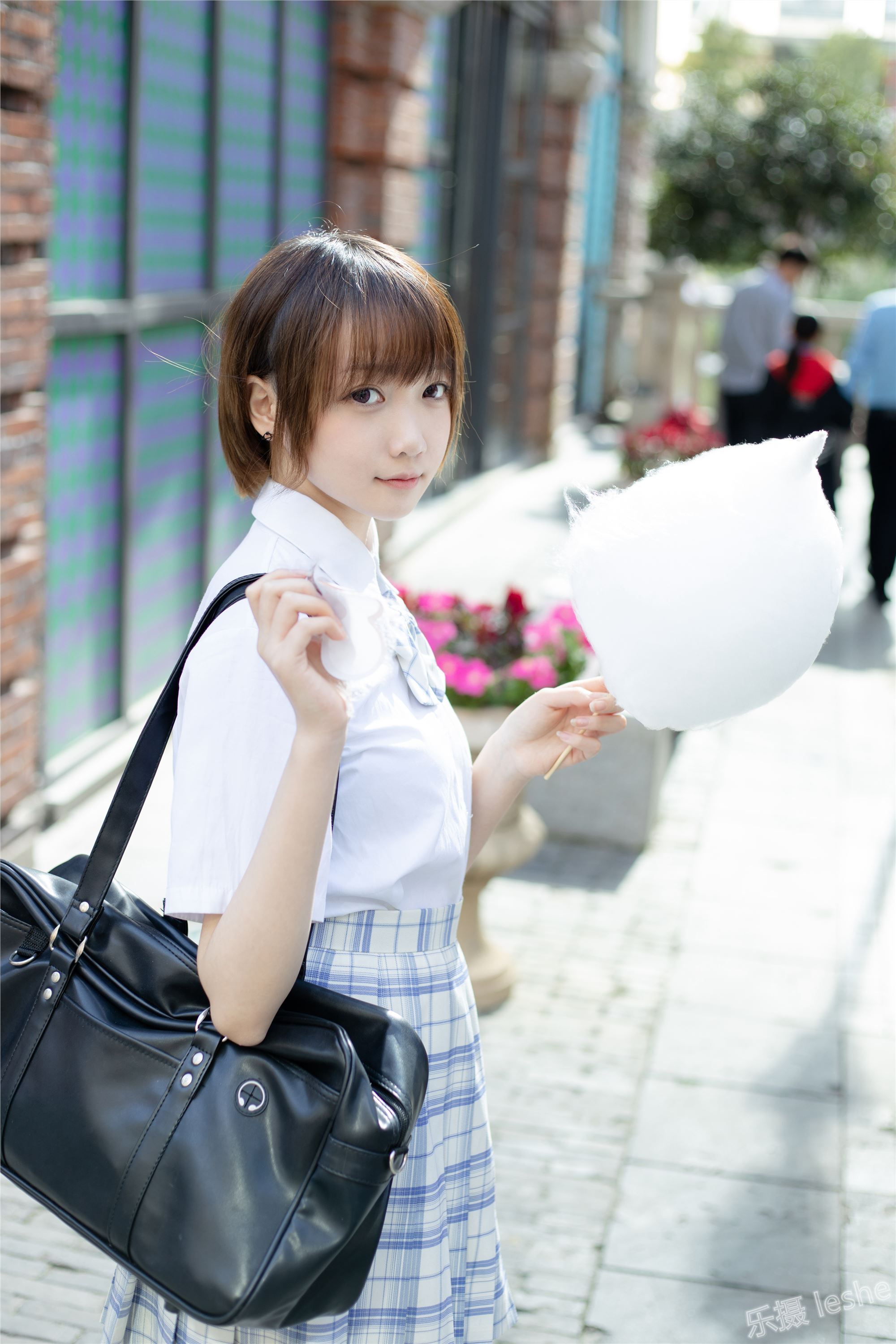 [森萝财团]萝莉丝足写真 SSR-011 棉花糖白丝少女