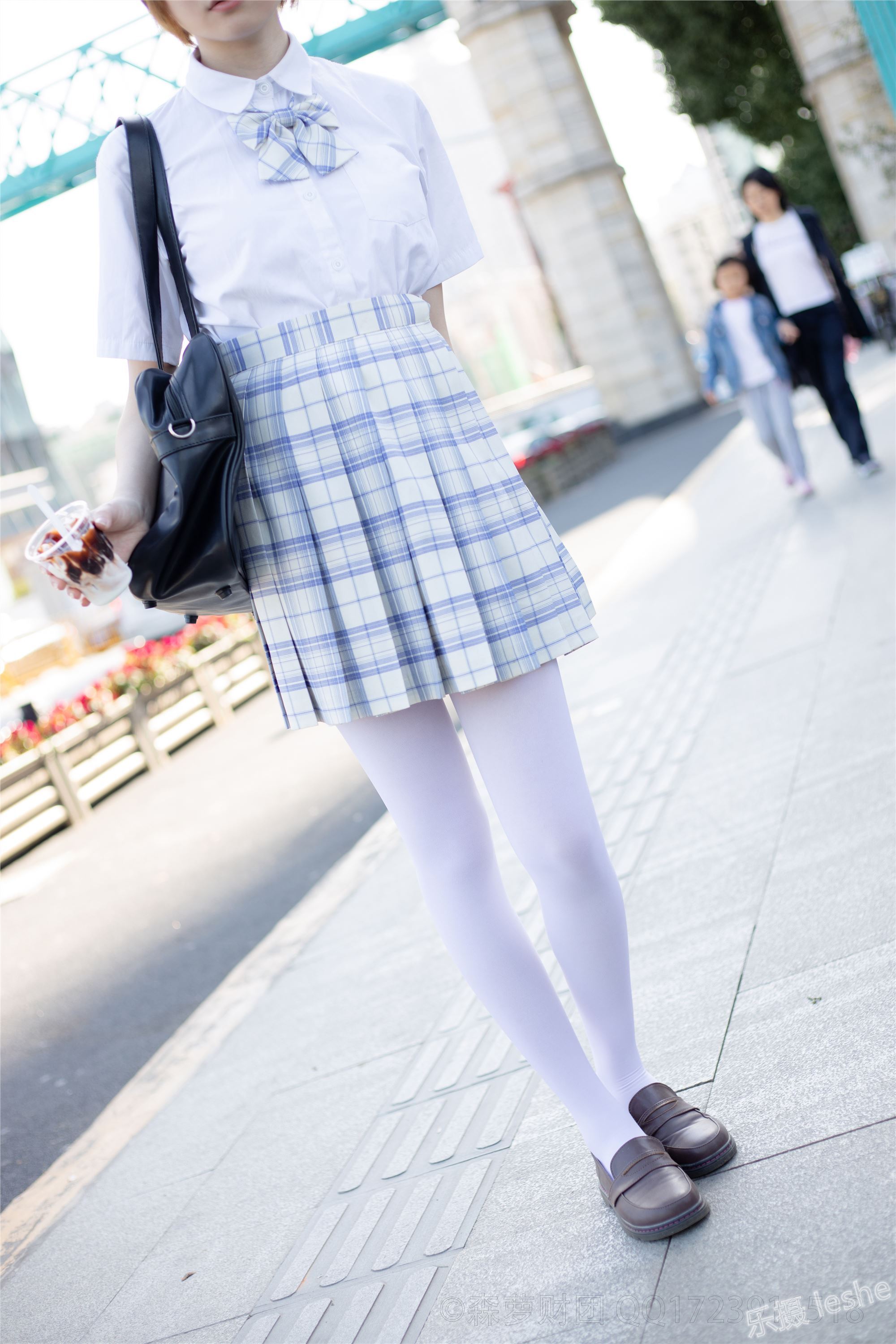 [森萝财团]萝莉丝足写真 SSR-011 棉花糖白丝少女