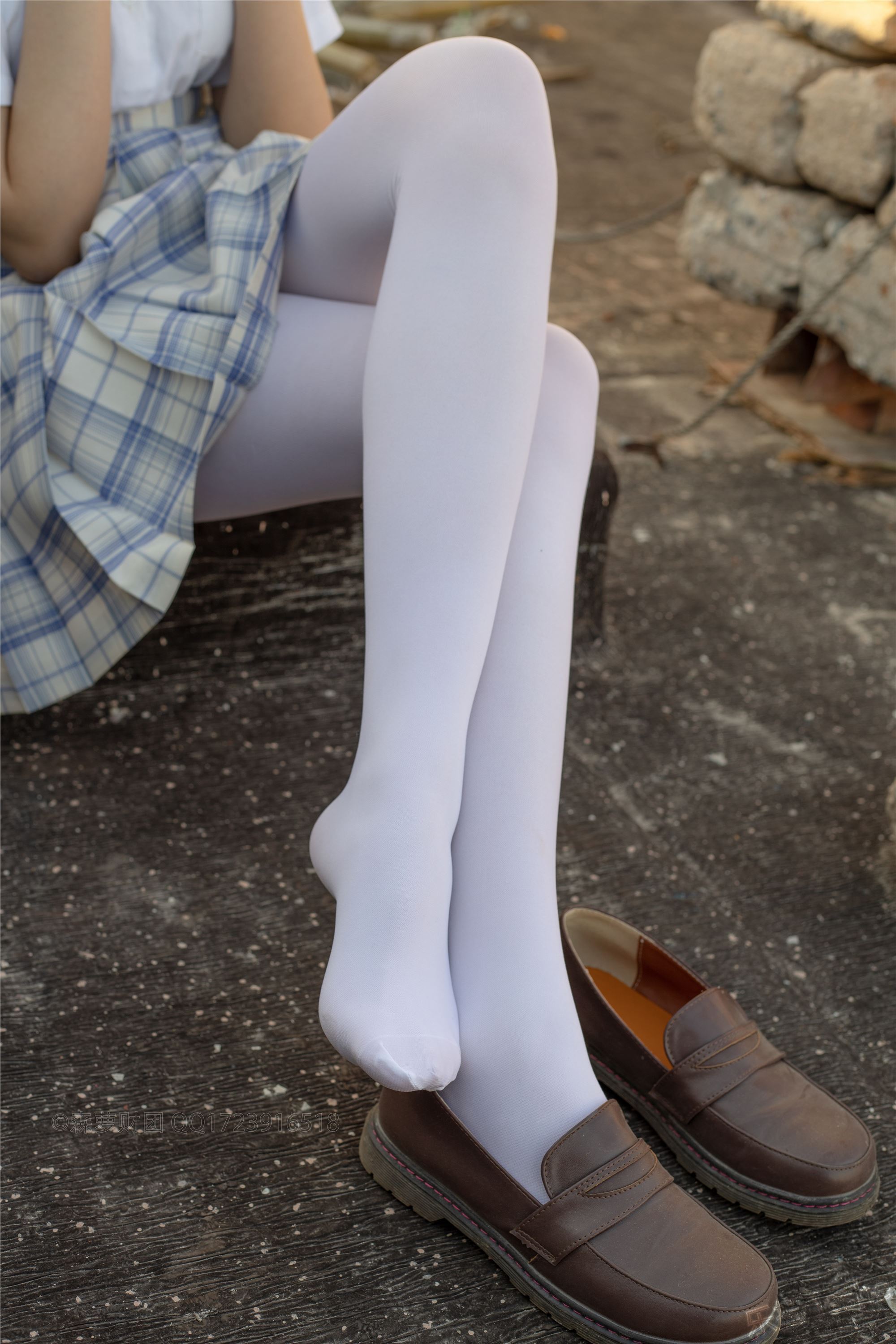 [森萝财团]萝莉丝足写真 SSR-011 棉花糖白丝少女