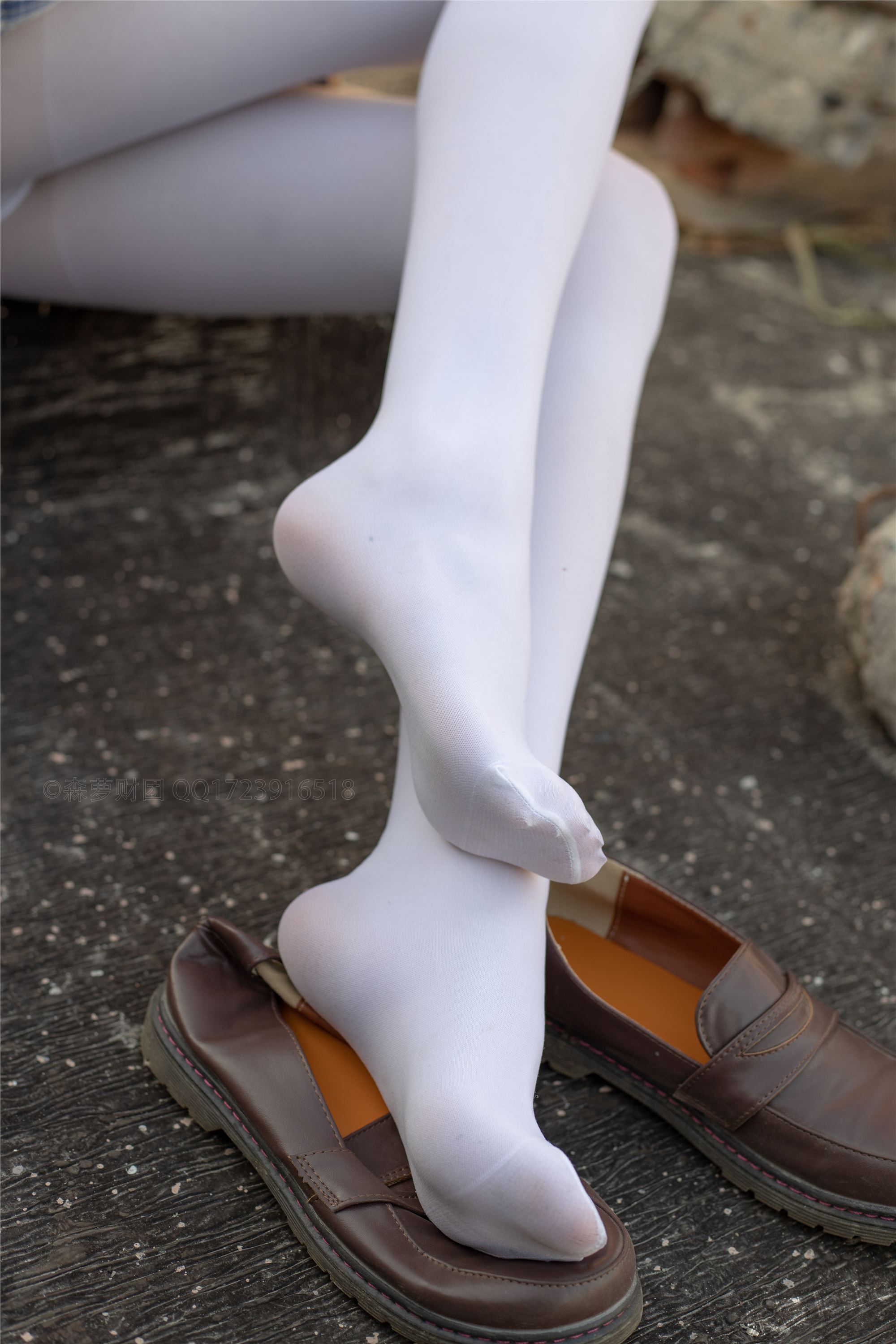 [森萝财团]萝莉丝足写真 SSR-011 棉花糖白丝少女