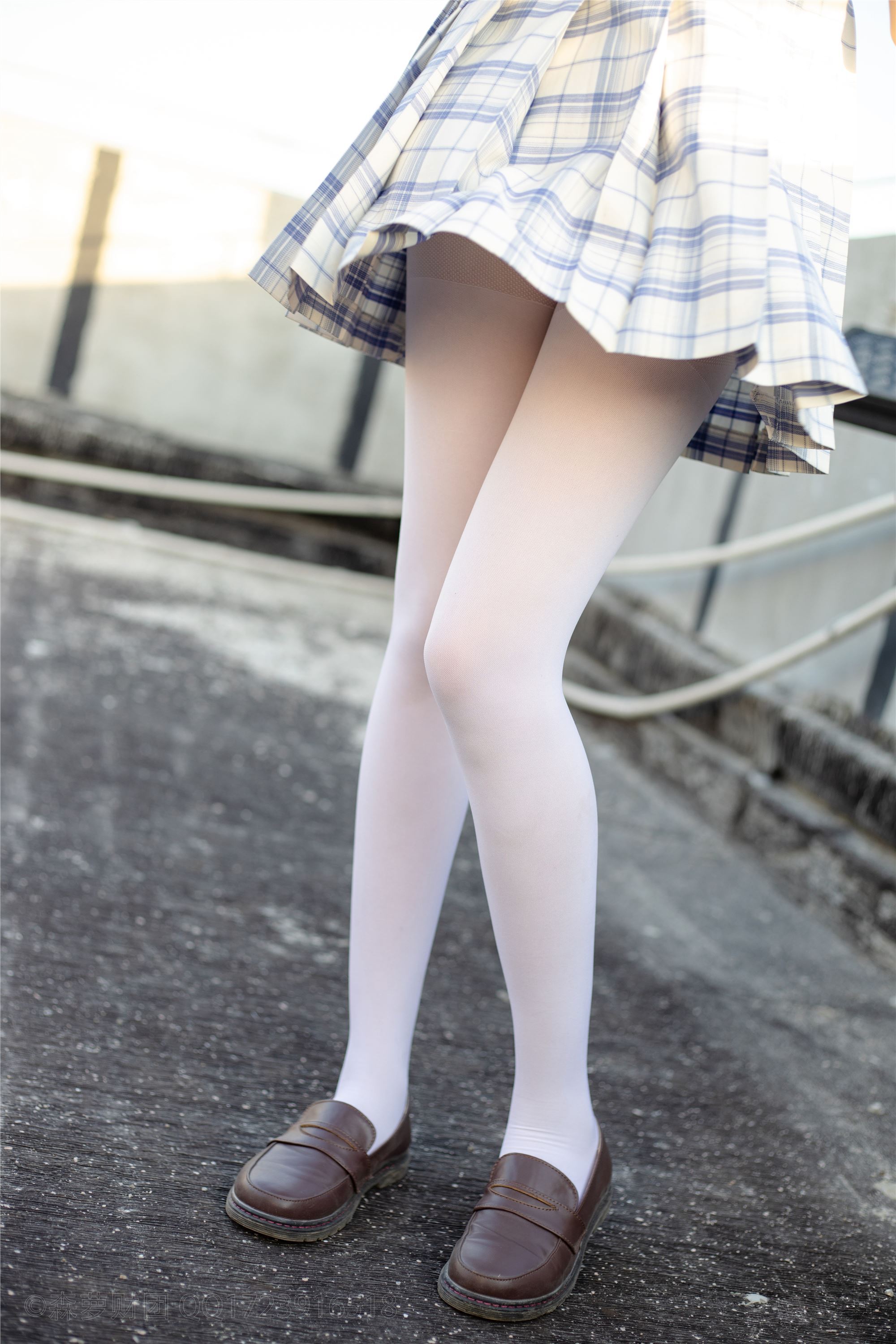 [森萝财团]萝莉丝足写真 SSR-011 棉花糖白丝少女